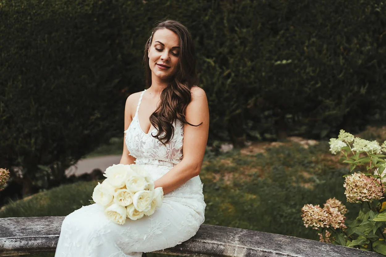Maisie-Josh-The-Beacon-Wedding-13.jpg