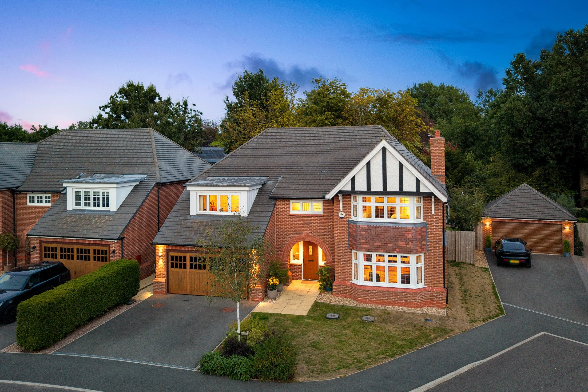 8 STIRLING CLOSE TWILIGHTS-7.jpg
