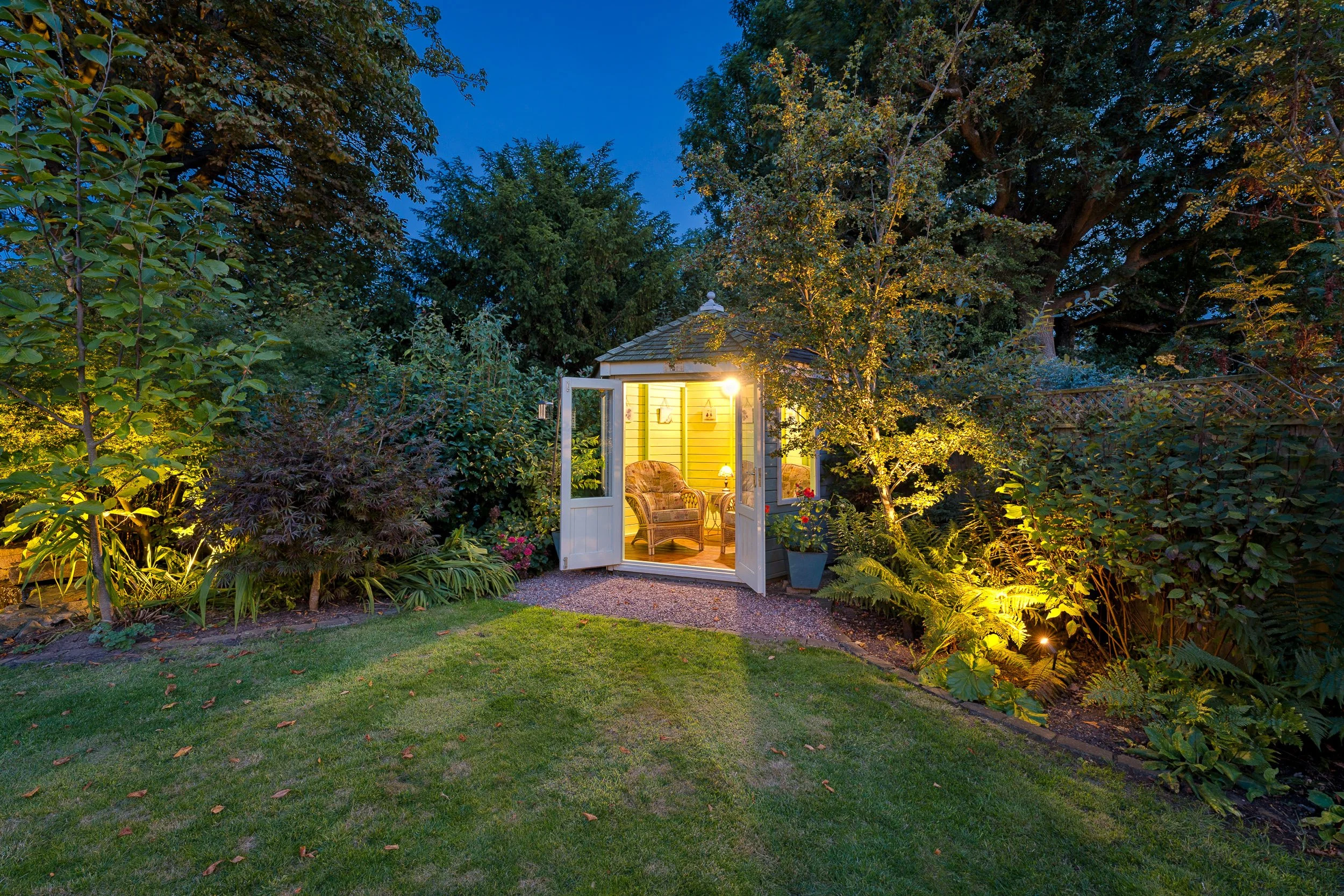 8 STIRLING CLOSE TWILIGHTS-22.jpg