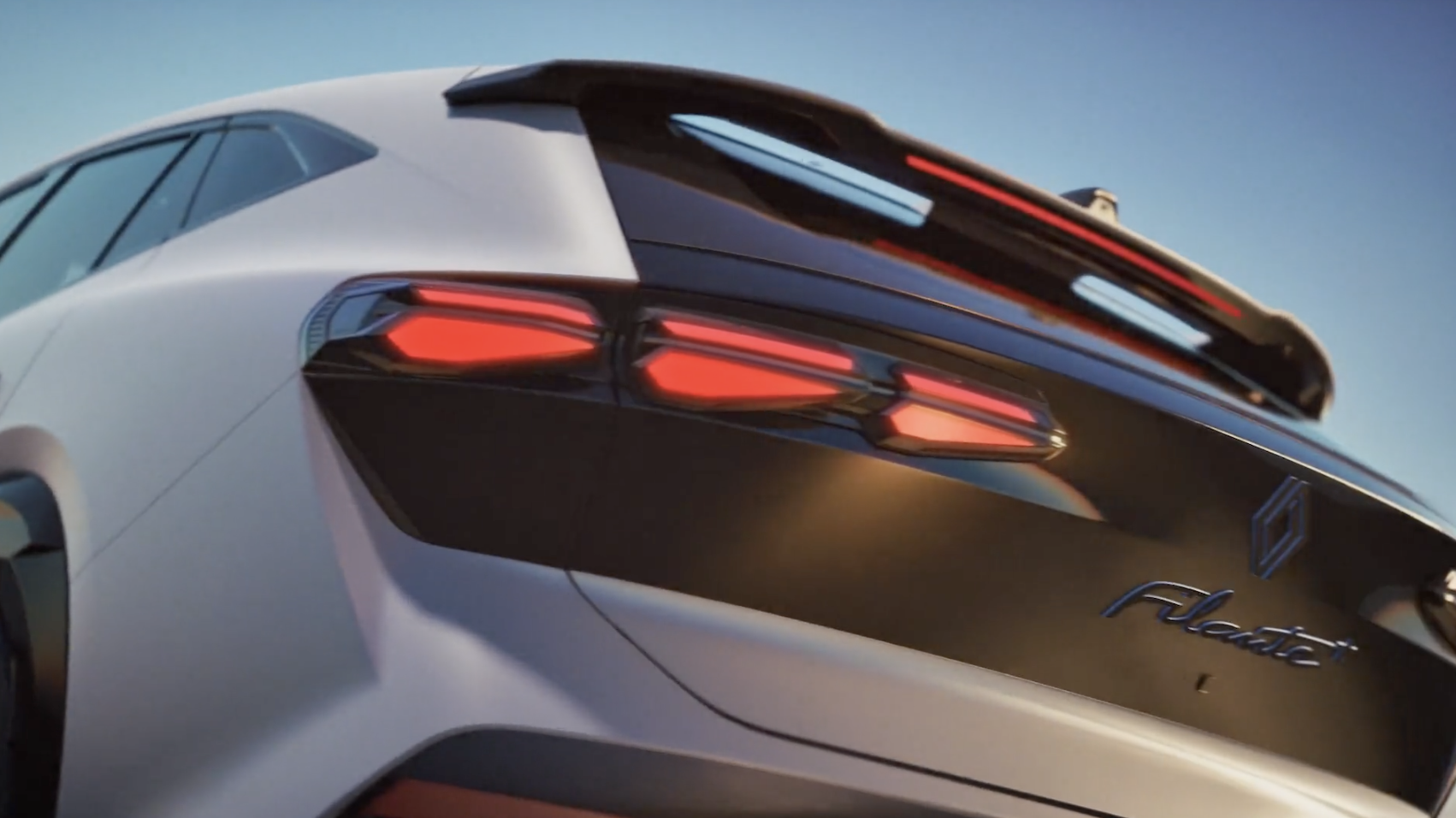 Renault | Filante full hybrid E-Tech