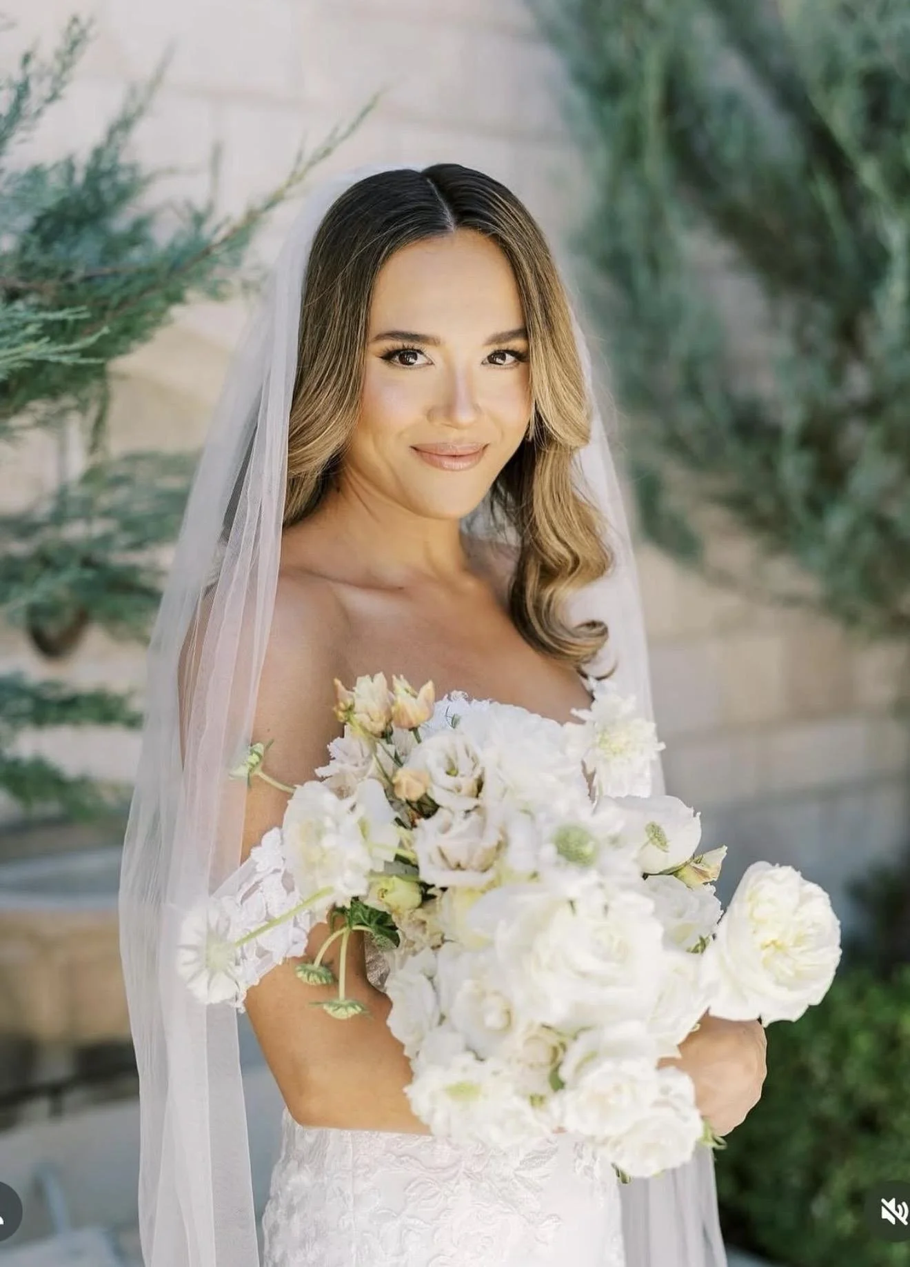 Los Angeles bridal makeup artist Jackie Romero creating soft glam wedding makeup for a bride
