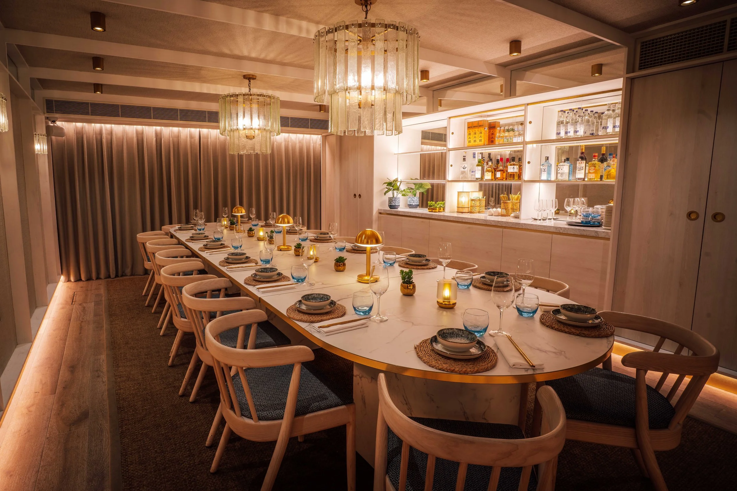 Setting for 16 guests