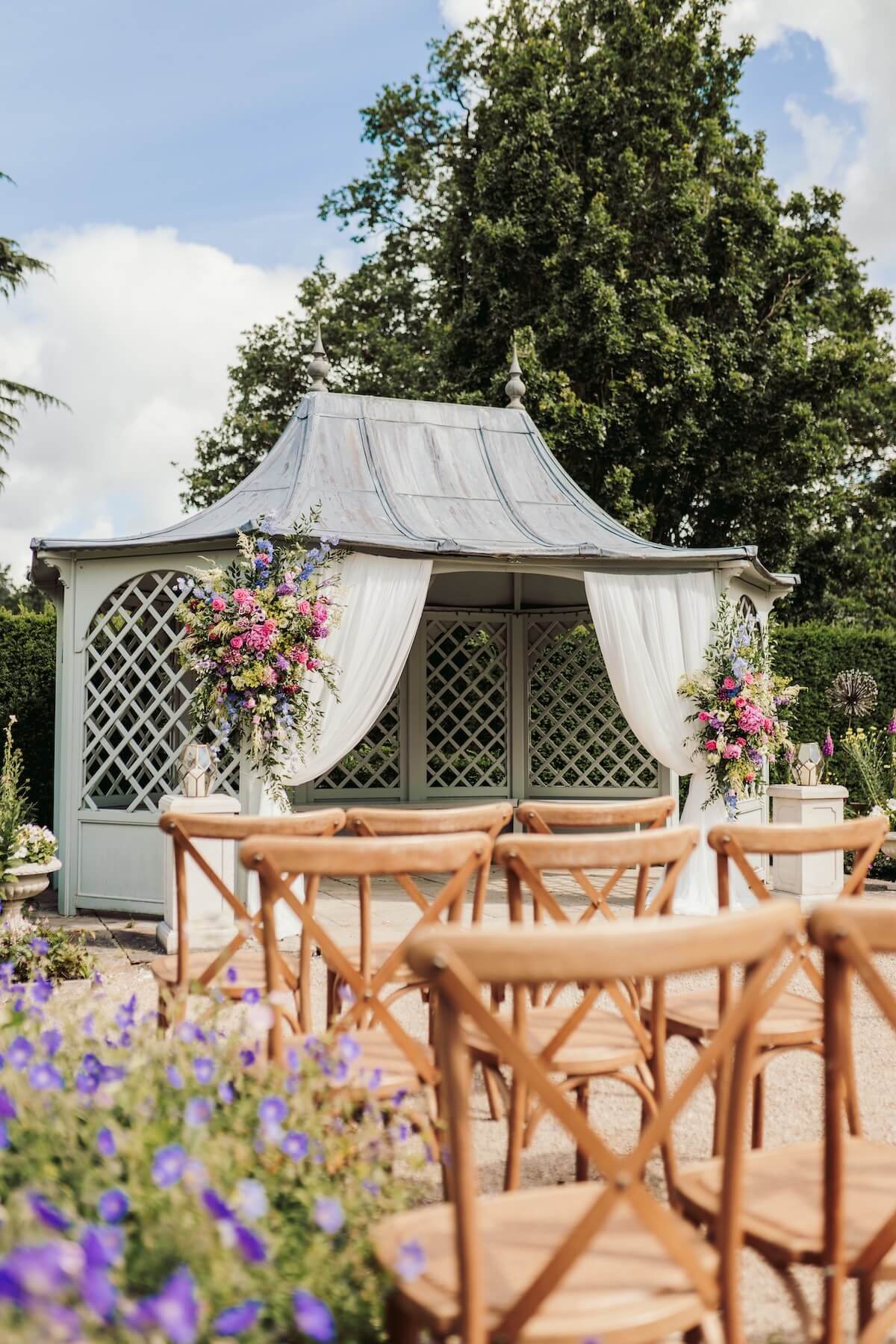 markshall-estate-essex-wedding-florist-14THJUNE2026-SAM-RUNDLE-PHOTOGRAPHY-12.JPG