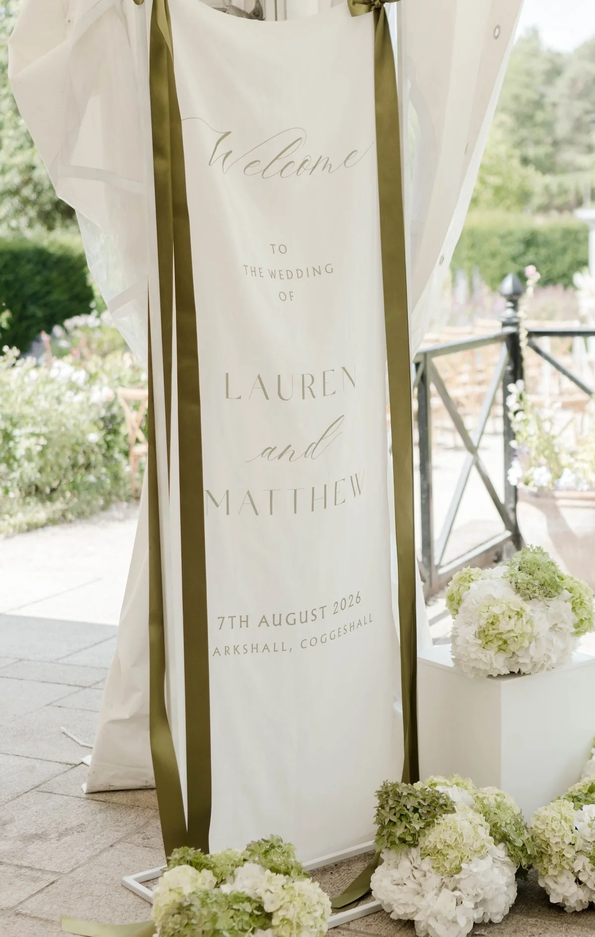 markshall-estate-essex-wedding-florist-essex-6331.jpg