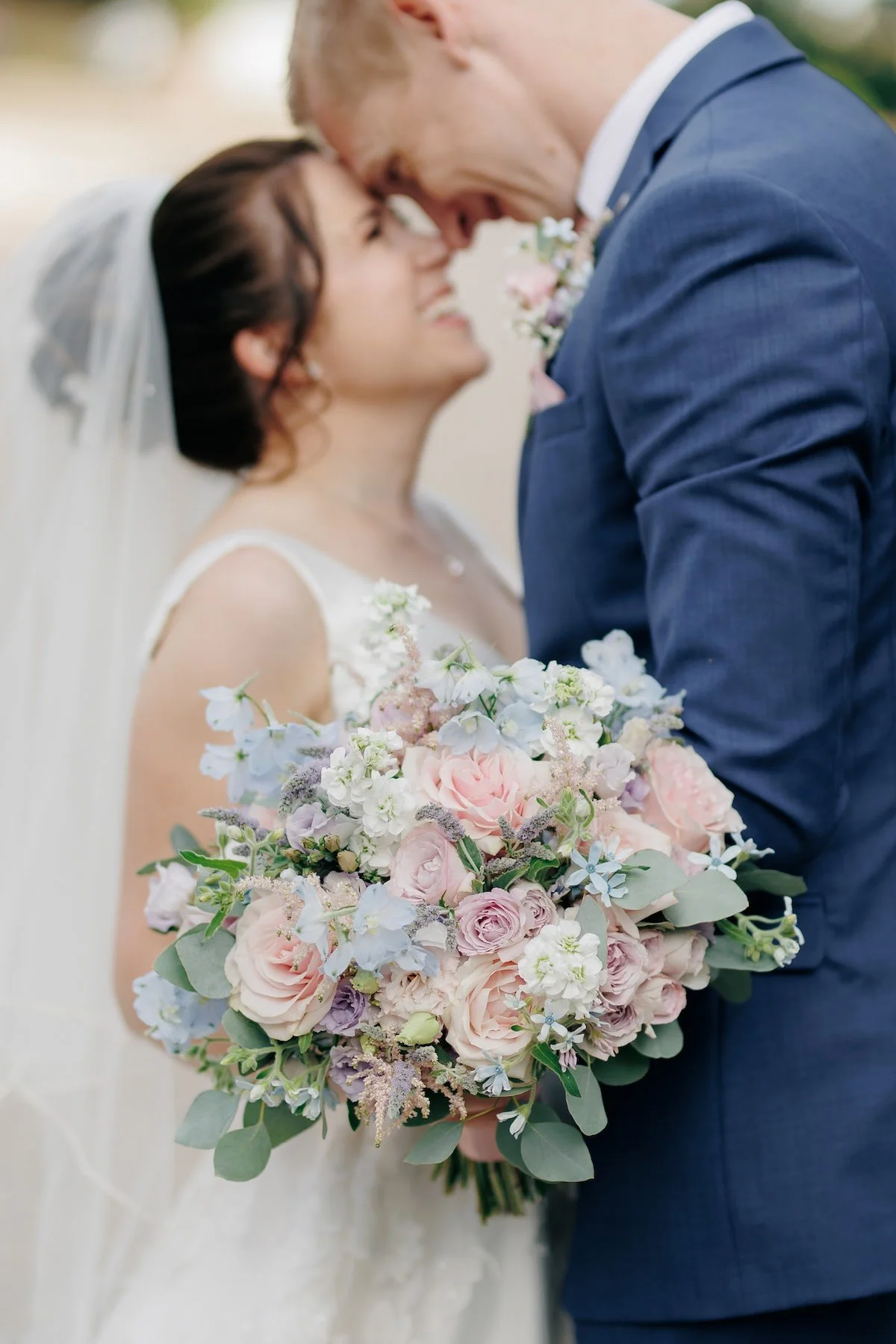 wedding-ceremony-gosfield-hall-essex-wedding-florist-wedding-flowers-530.jpg