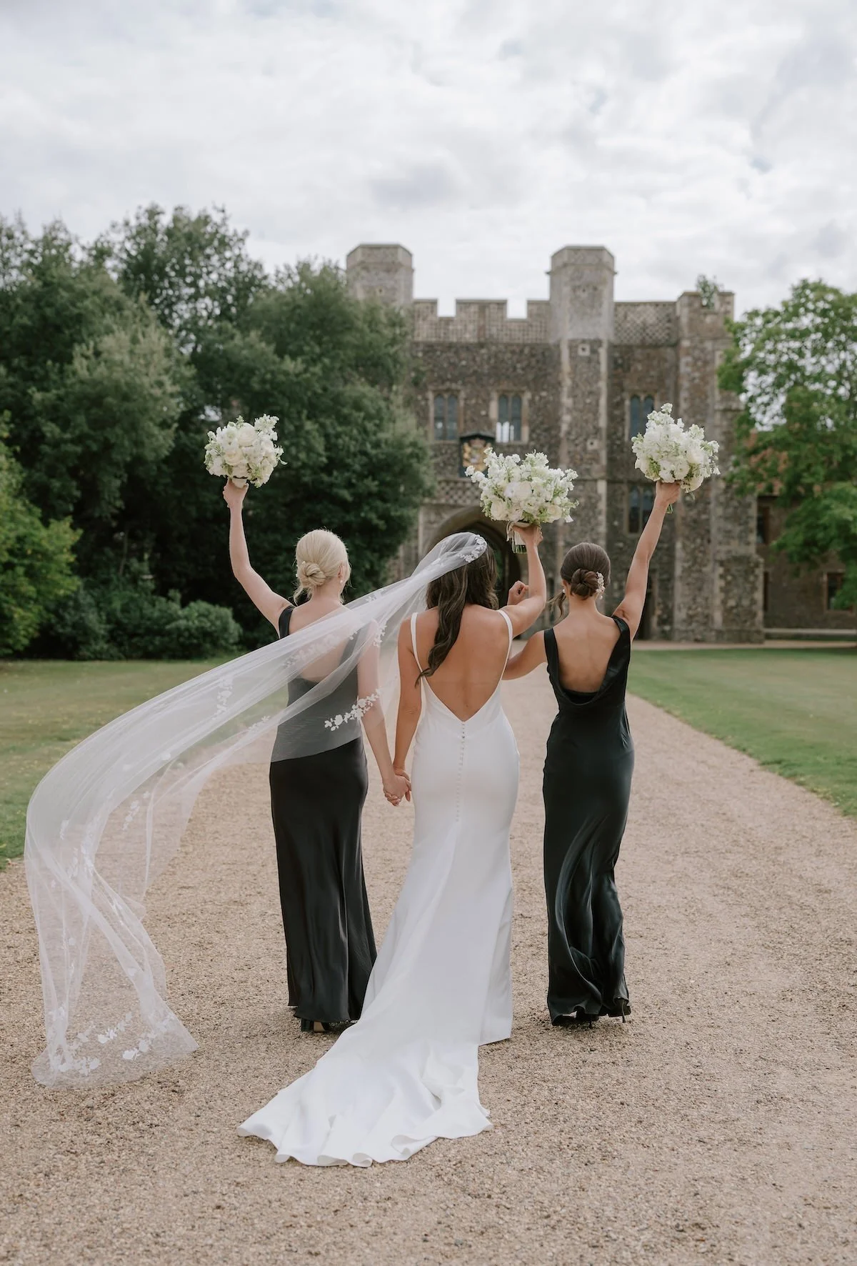 wedding-flowers-st-osyth-priory-essex-L&H-0691.jpg