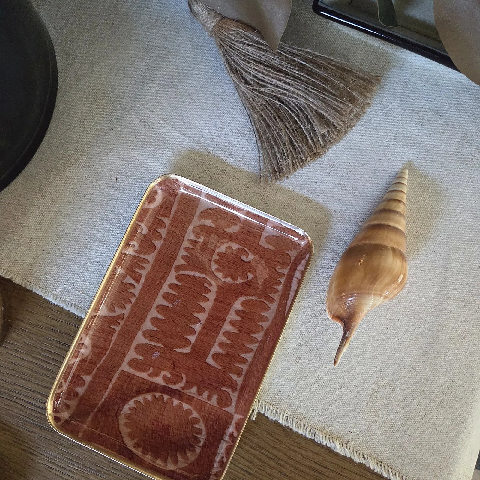 01_Terracotta_Tray_Overhead.jpg