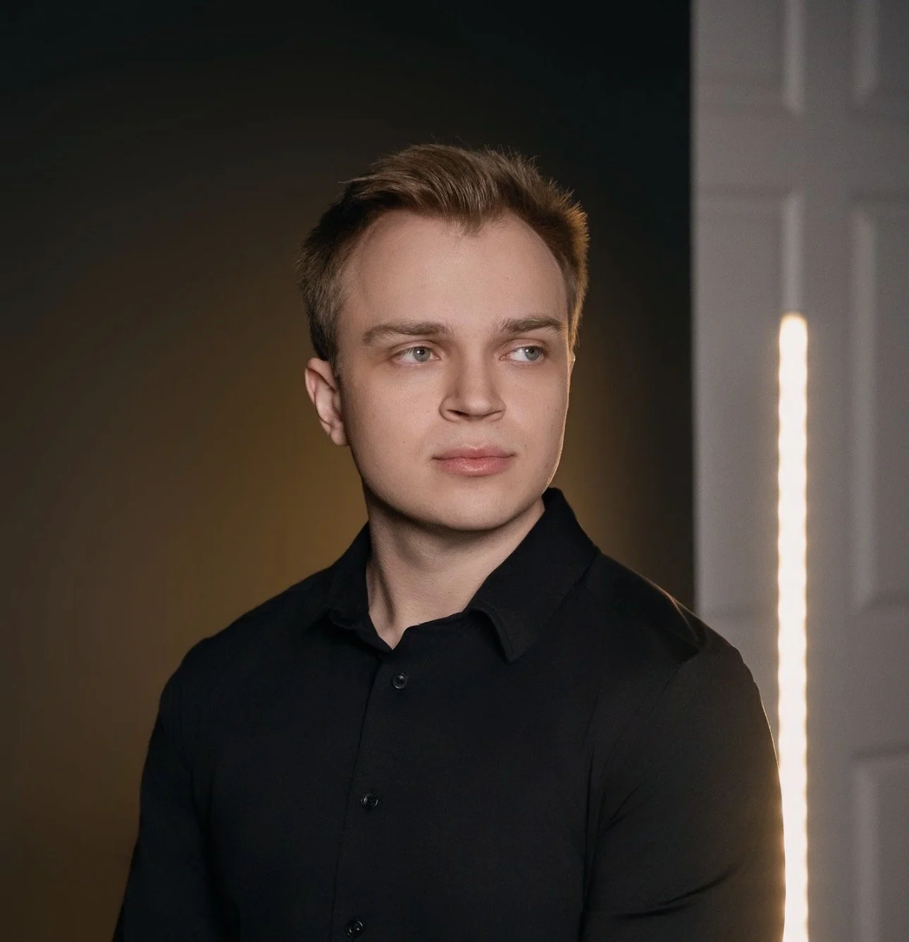 Jacob Reinhart_Headshot.jpg
