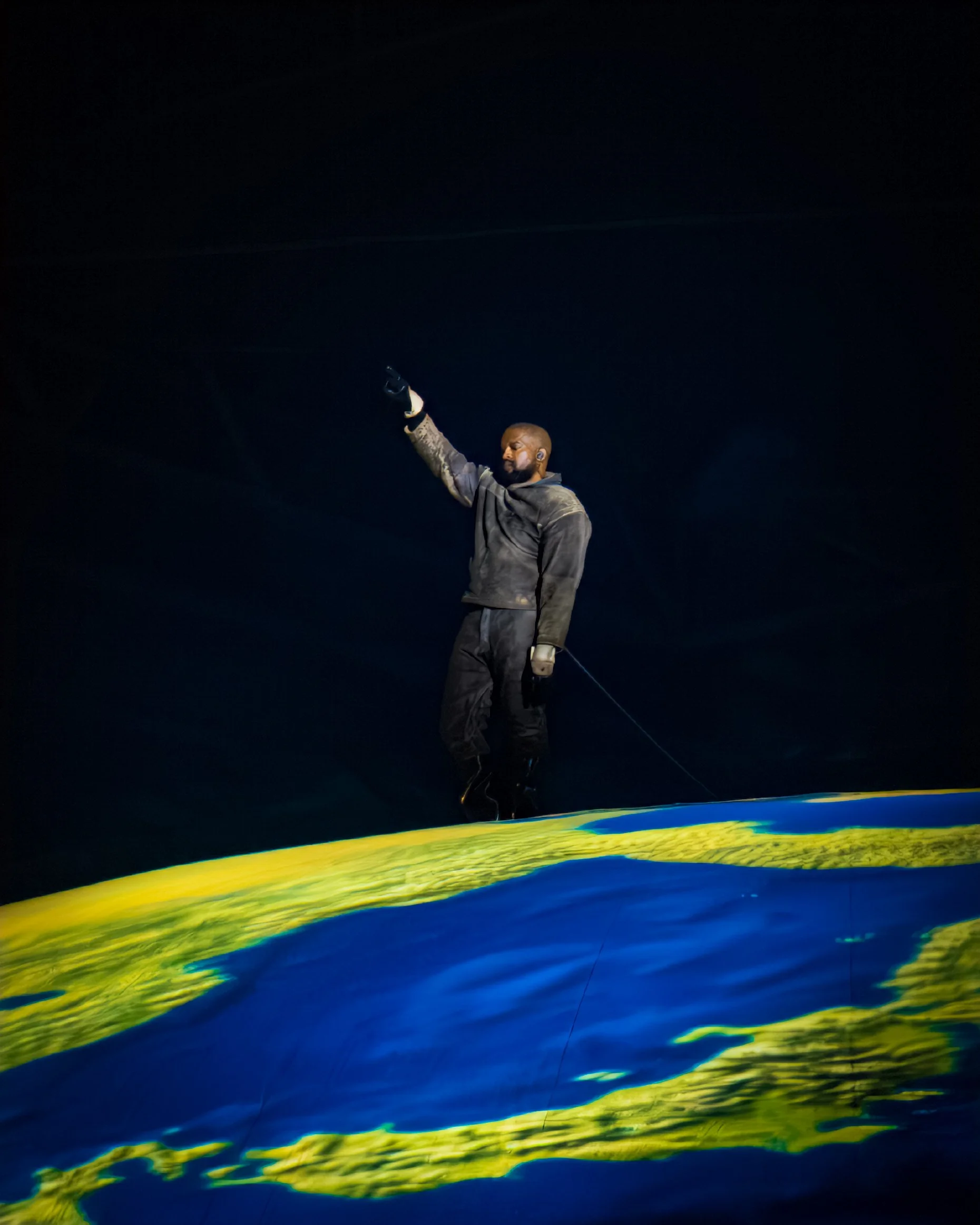 YE Live