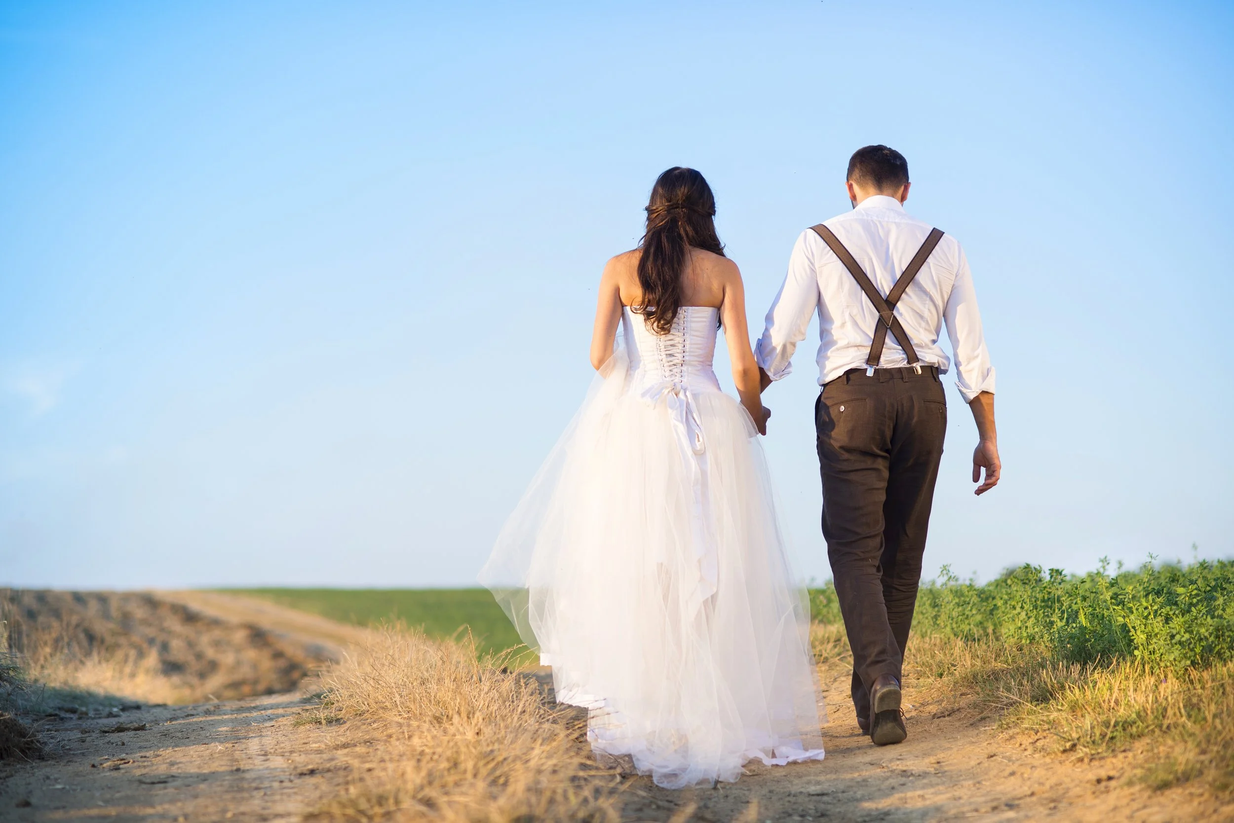Questions to Ask Your Wedding DJ: A Guide for Engaged Couples.