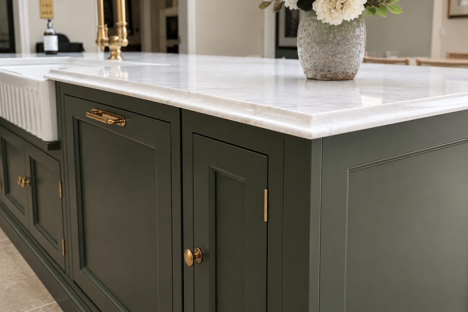 bespoke kitchen bespokitch green island.png