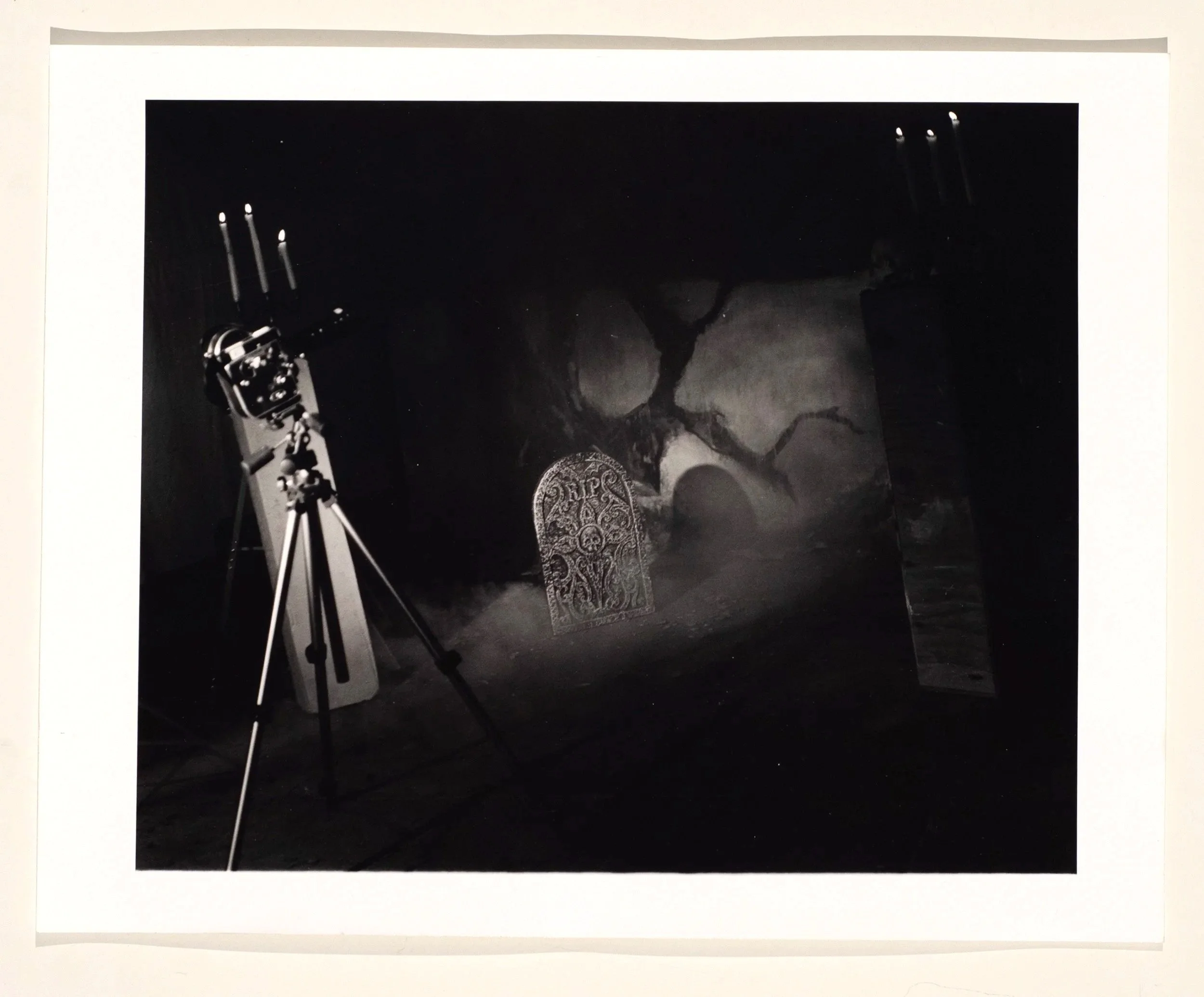 2026, silver gelatin print, 14 x 11 in.