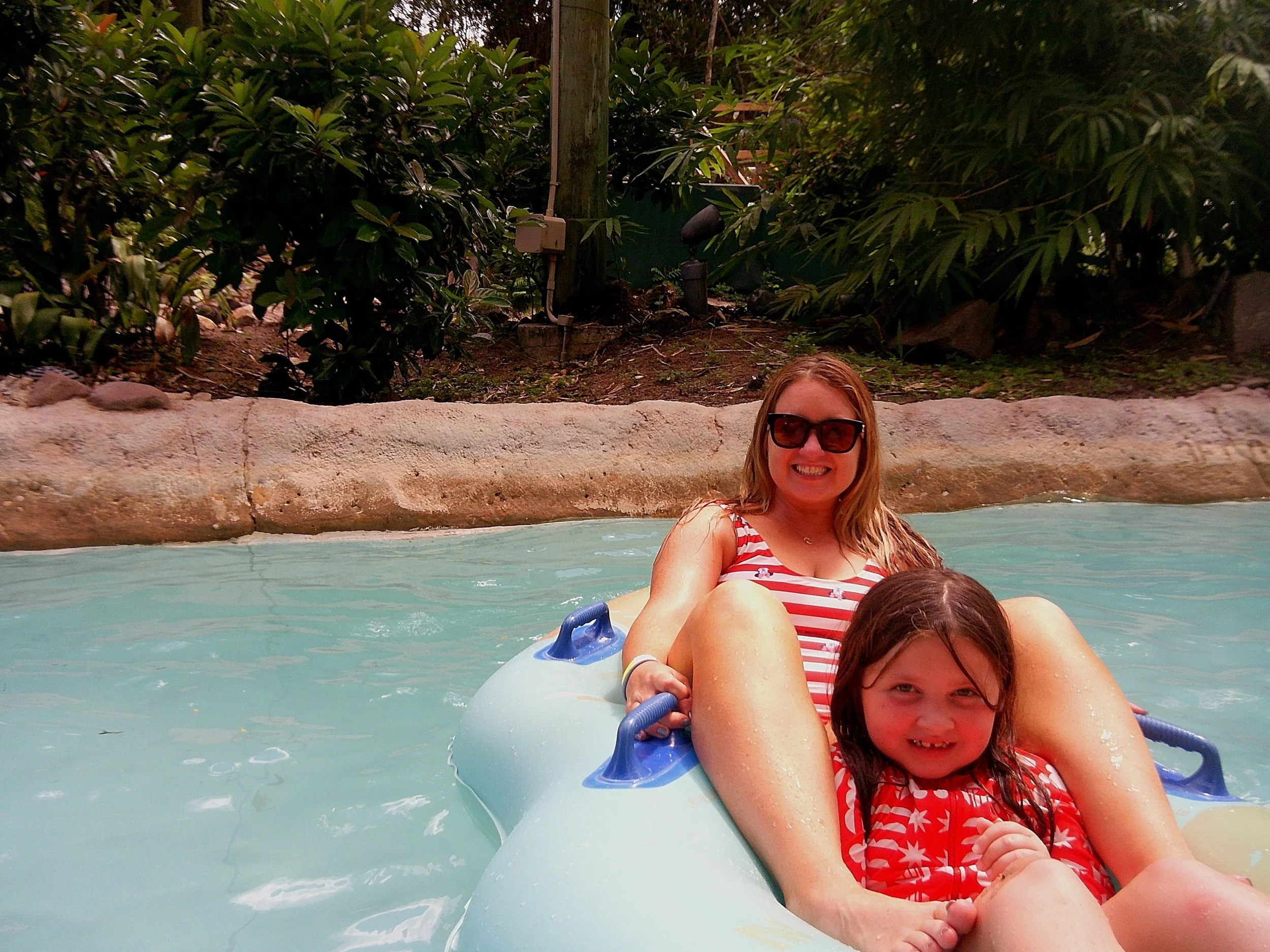 closed out summer at typhoon lagoon 🌊☀️ @disneywaterparks 

water slides, wave pool + the cutest little @campsnapcamera memories 📸
.
#typhoonlagoon #disneywaterparks #campsnap #disneymom