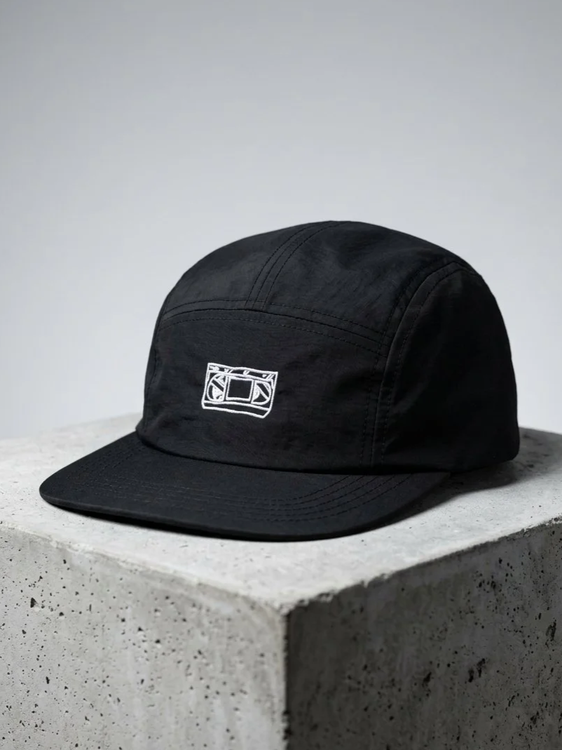 Bustop 5 Panel Nylon Water Repellent Camper