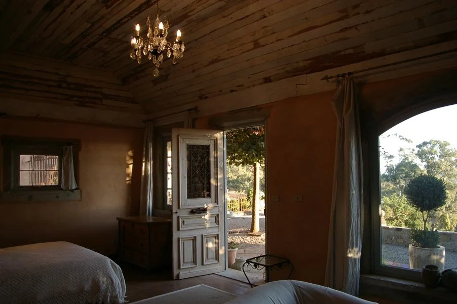 RoomOpen.jpg