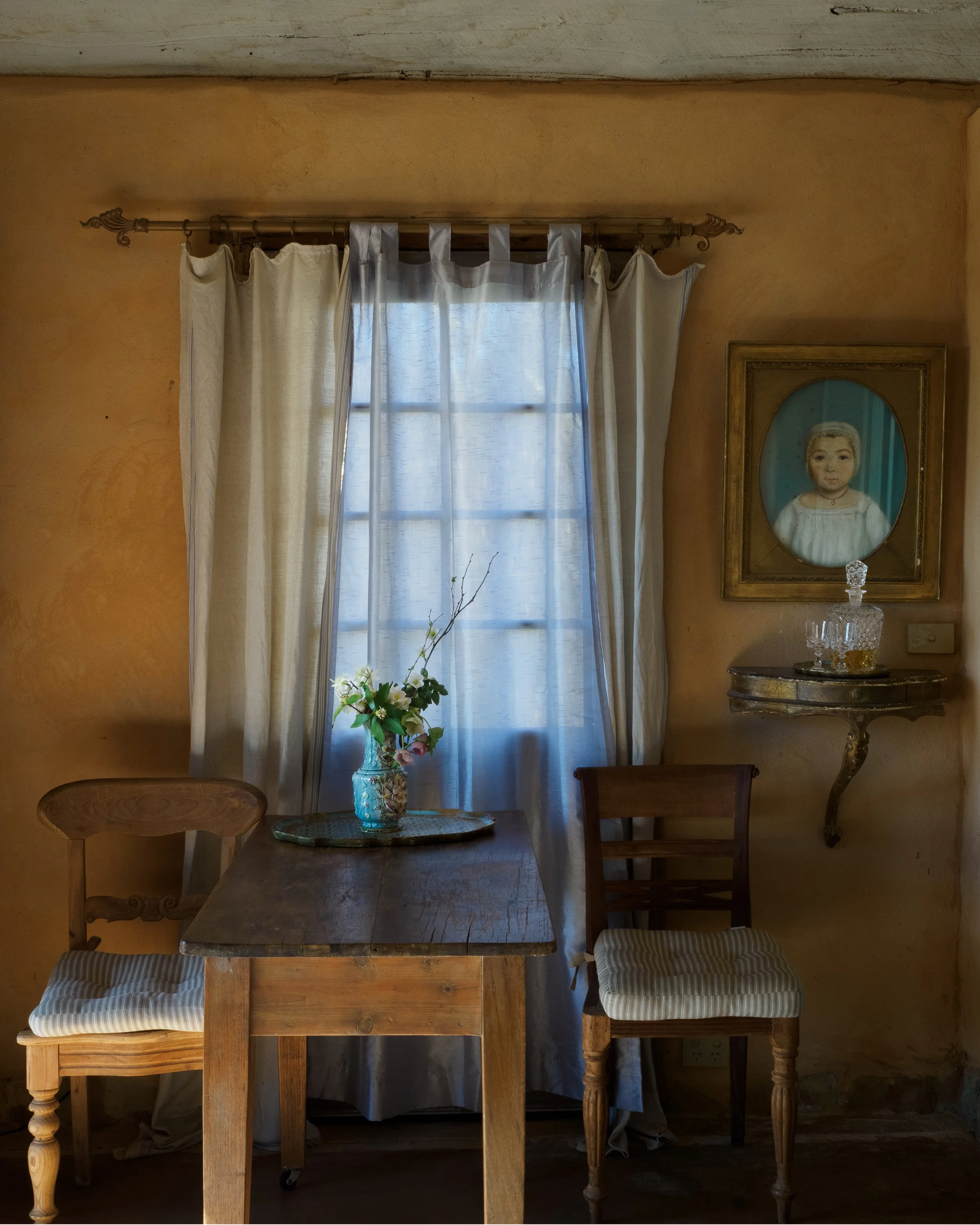 Table-.jpg