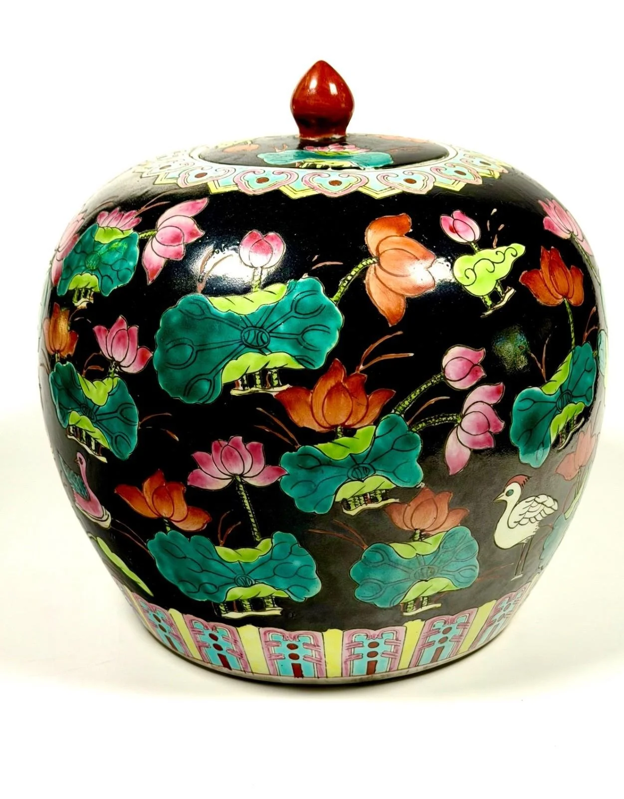 Vintage Chinese Ginger Jar Black Vase Famille Noire Porcelain 20th Century 9 In