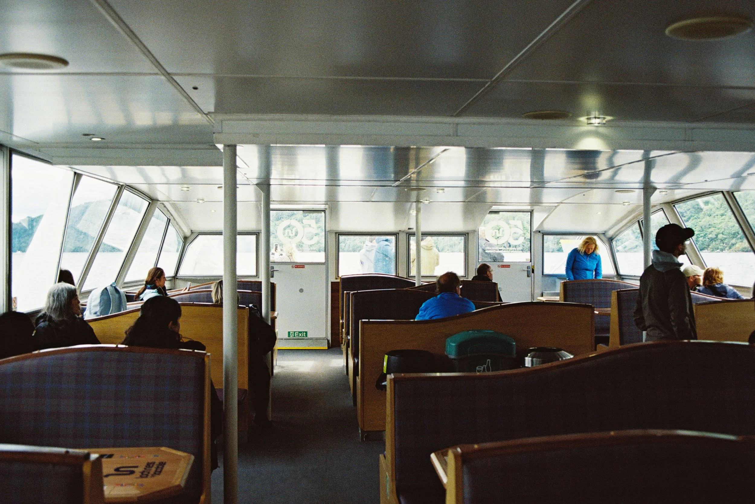 4040441-R1-029-13.jpg