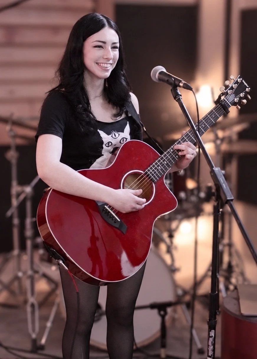 Jennifer Talon guitar