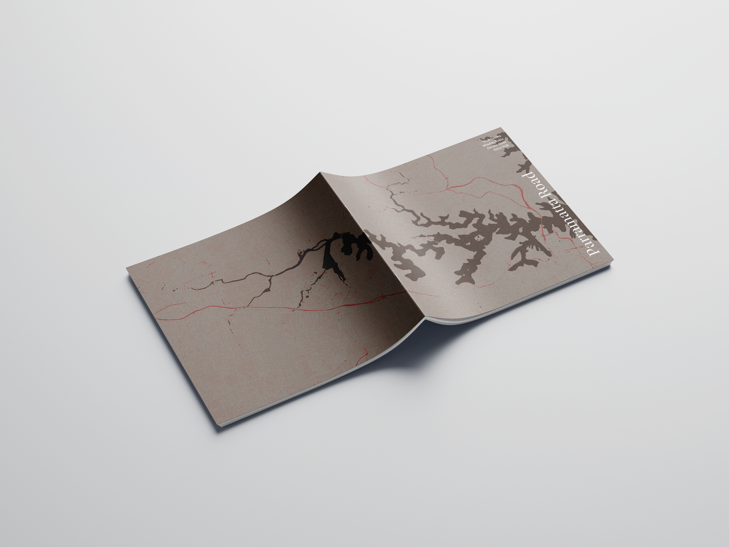 Free_Square_Brochure_Mockup_07.png