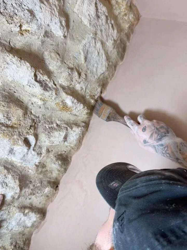 Patience, attention to detail and a sharp eye, all to achieve perfection for our customers.

We appreciate to have been involved in the revamp of a 300 year old house that&rsquo;s still standing 🏠 

You enjoy what you do, you&rsquo;ll never work a d
