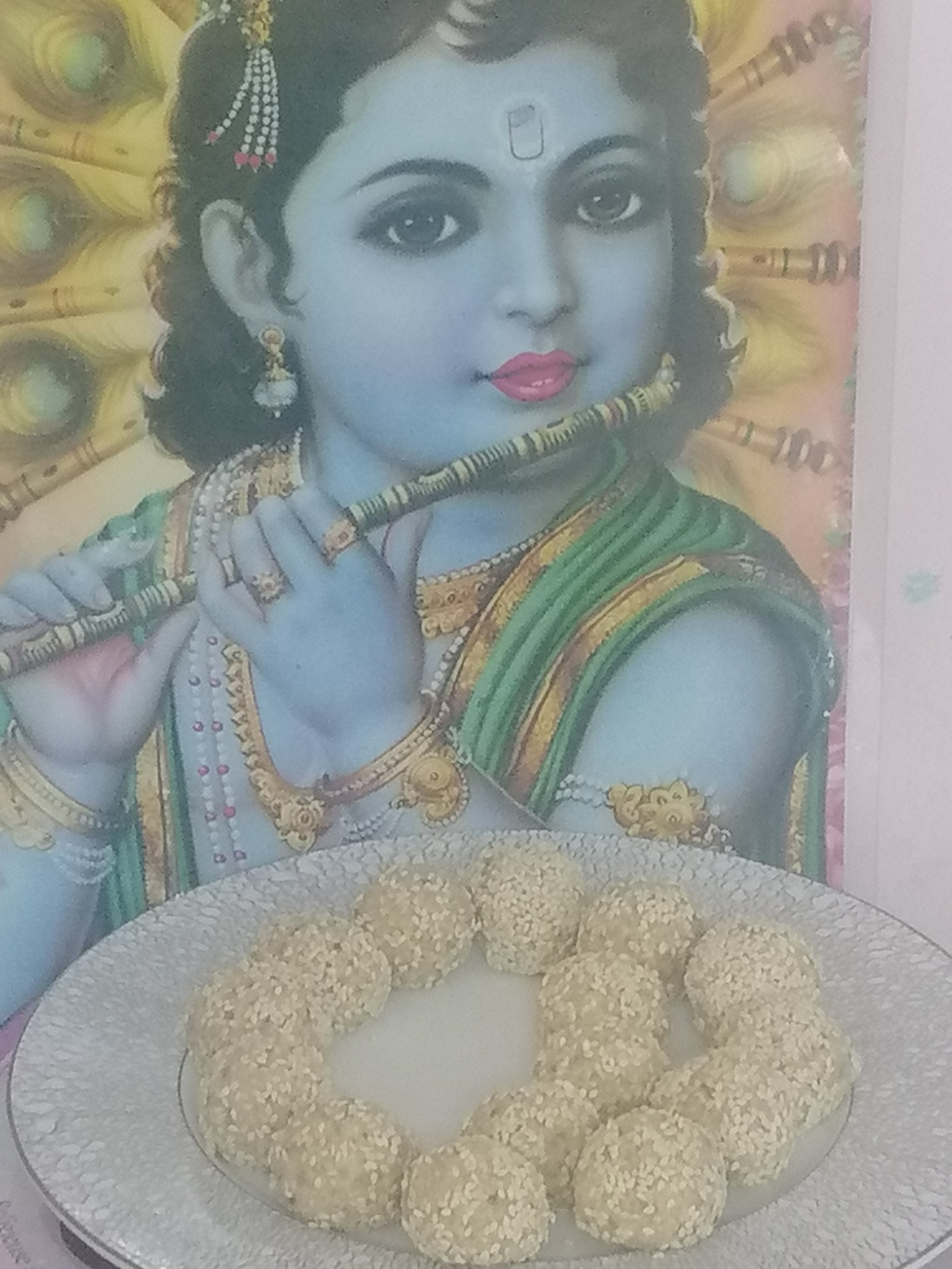 Til Ke Laddoo