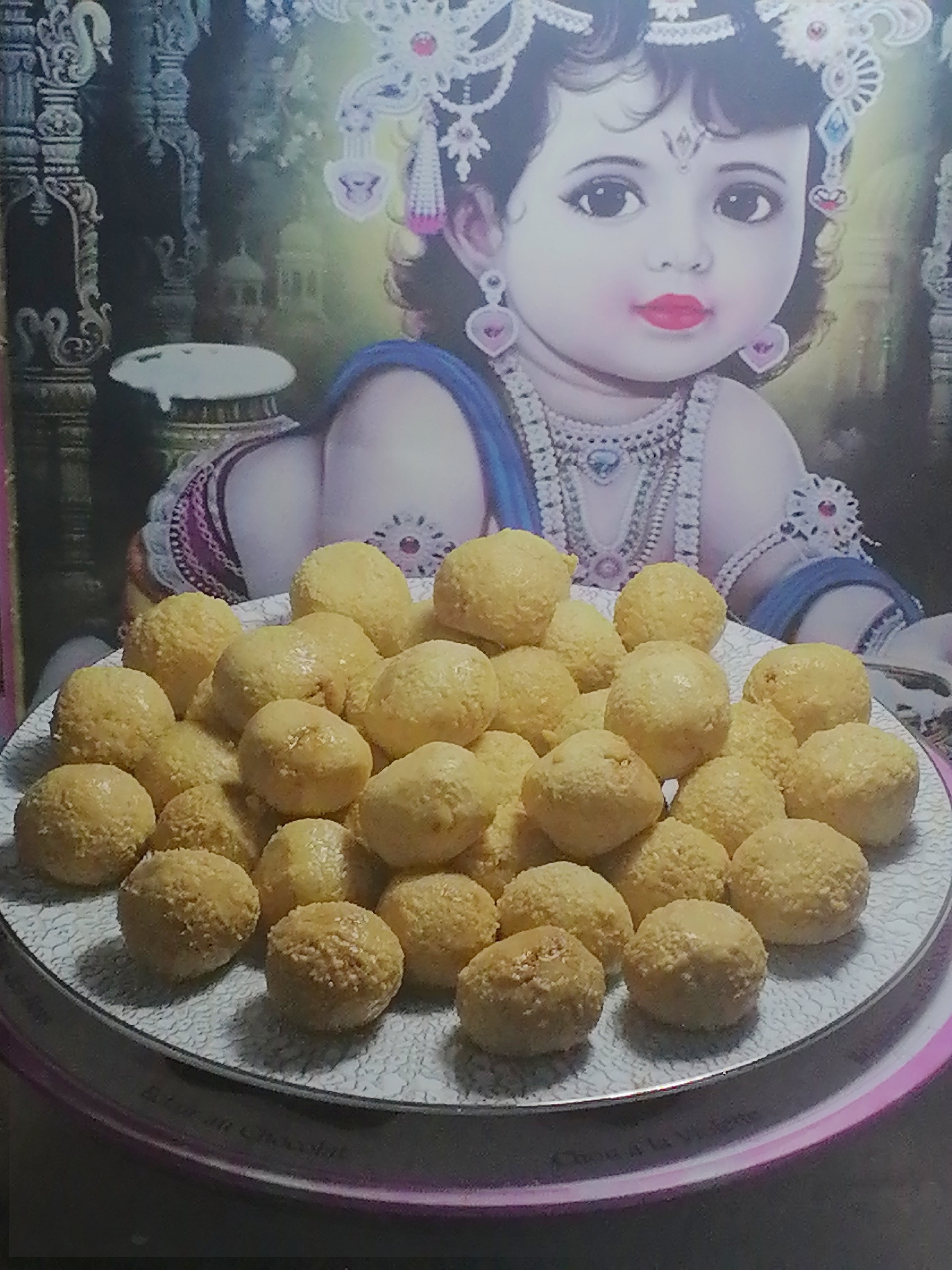 Moong Dal Laddoo
