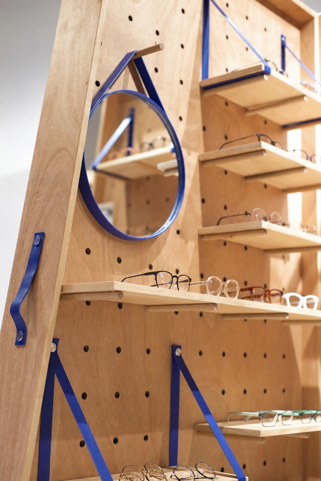 pq Pop-Up Store