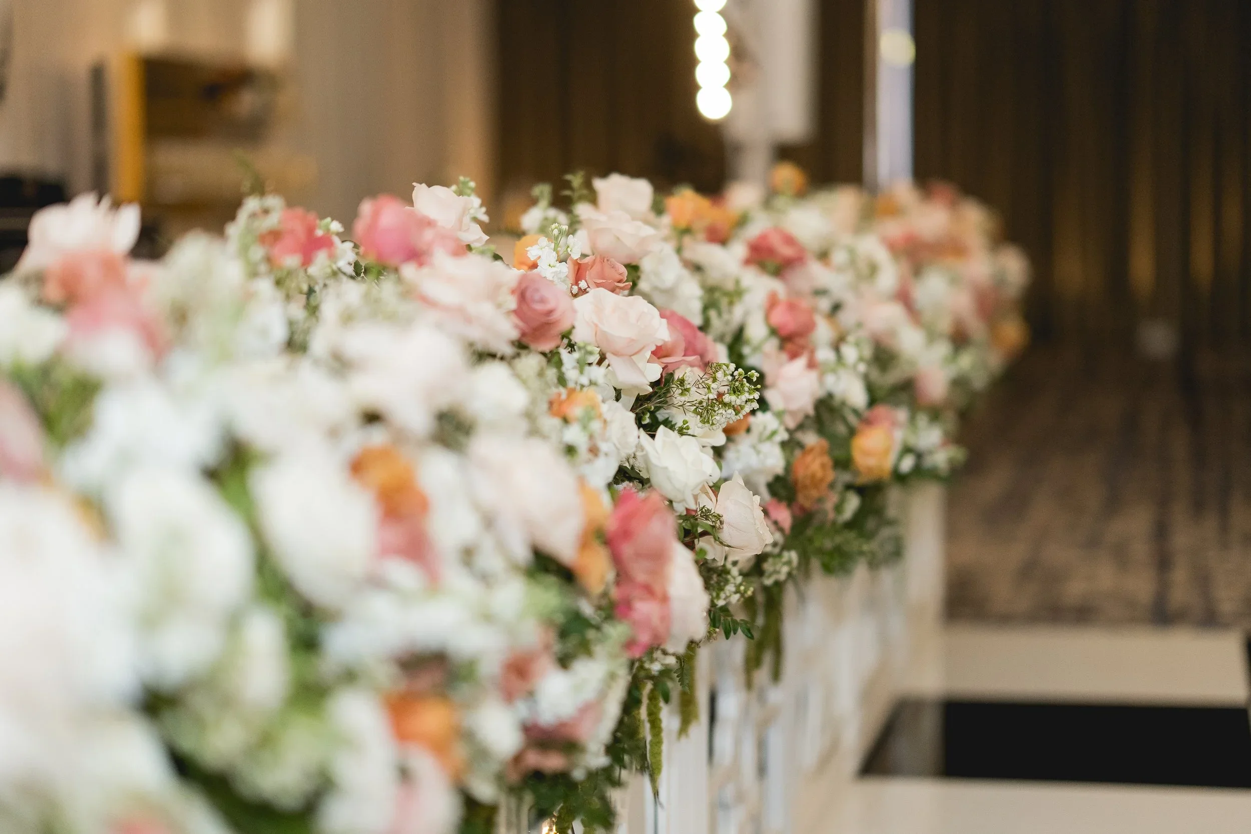 🎨 Color Palettes We’re Loving for 2026 Weddings