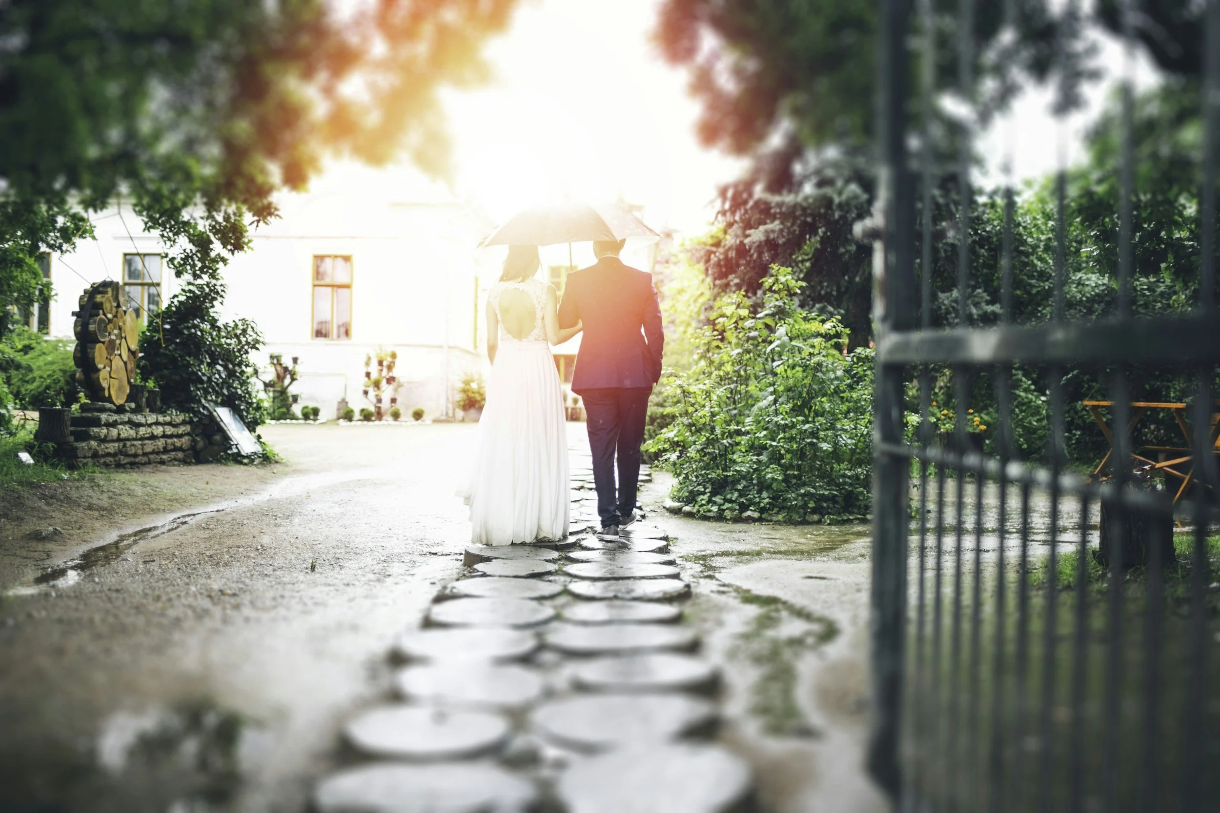 What If It Rains? How to Prepare for a Wet Wedding Day Without Losing the Magic