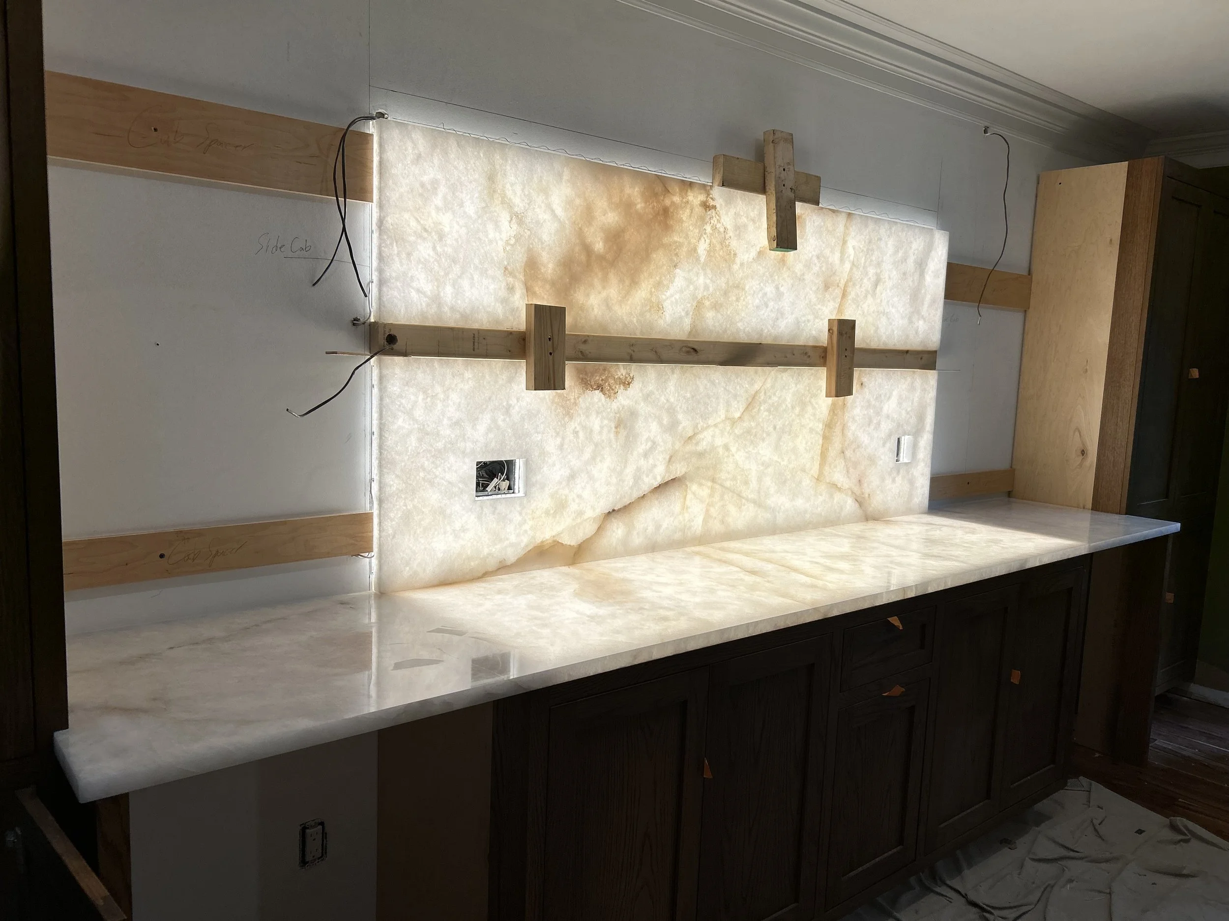 DRY-BAR ICEBERG LIGHT.jpeg