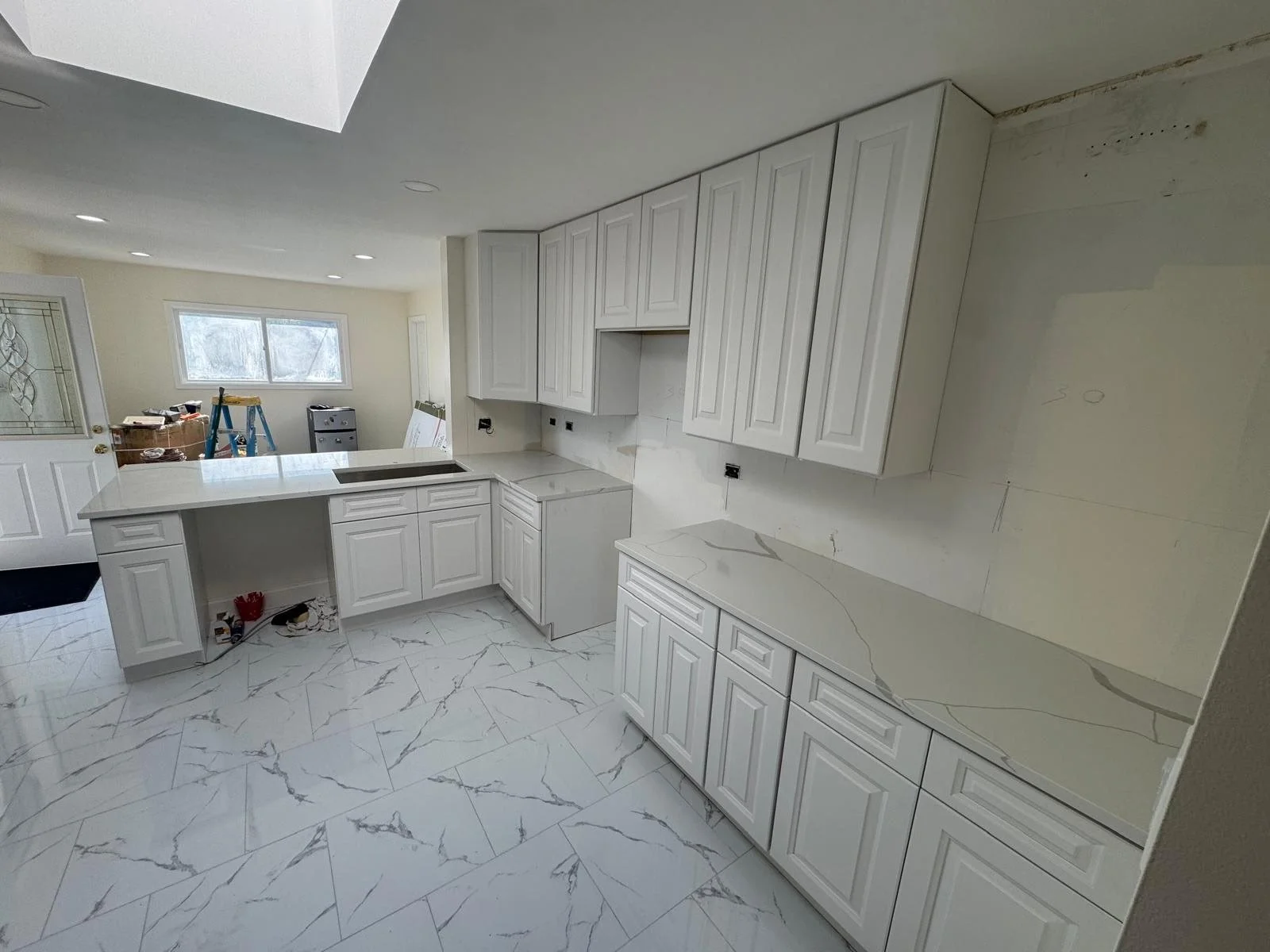 KITCHEN 2 VMC.JPG