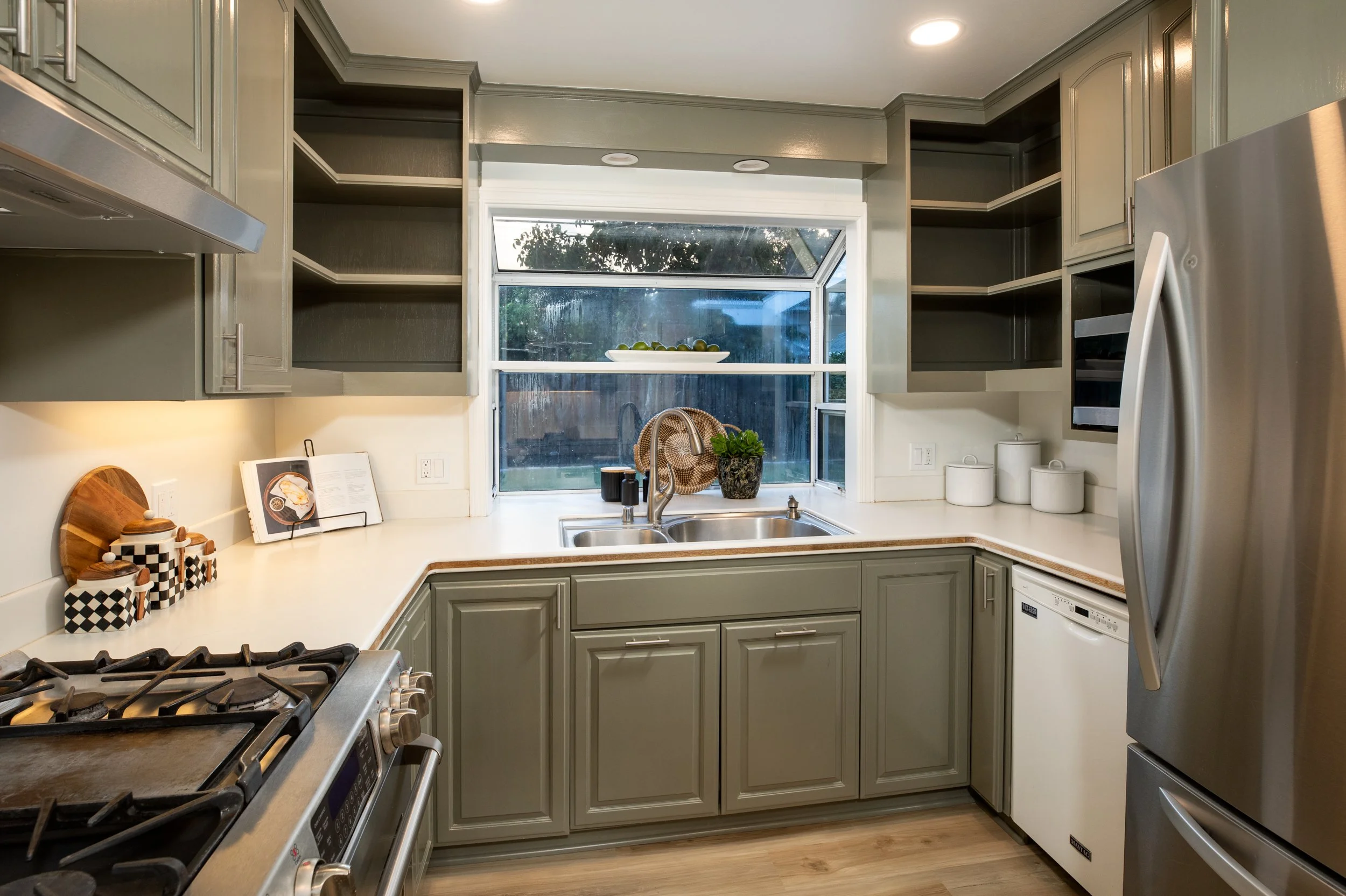 10-Sutherland_Matt_Anello-4202-MLS.jpg