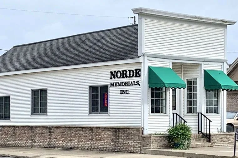 Norde Memorials Showroom