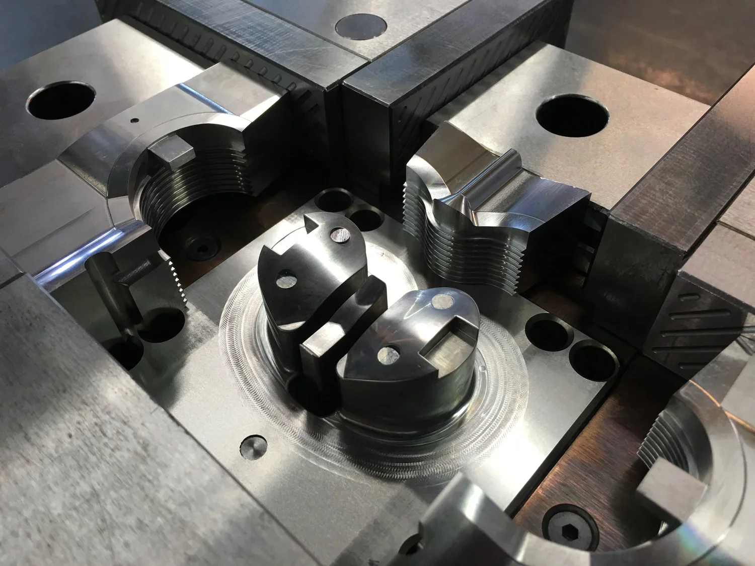 Cavity and core detail