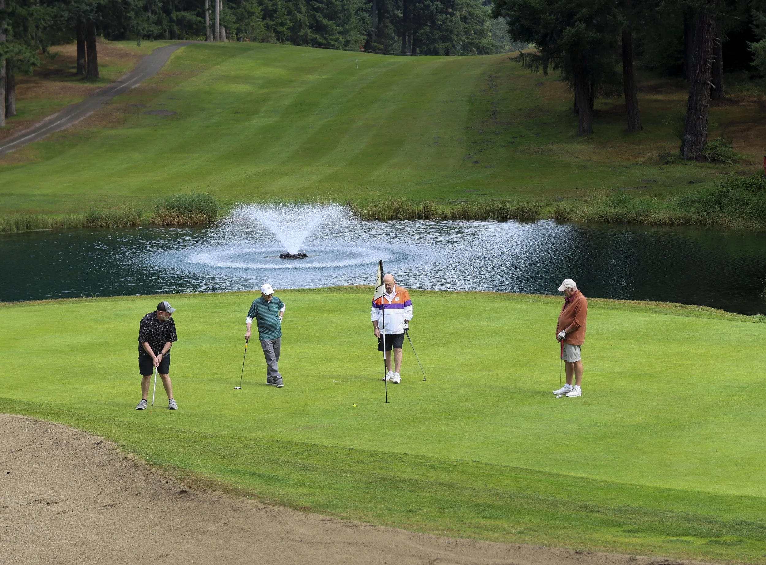 GolfTourn27.jpg