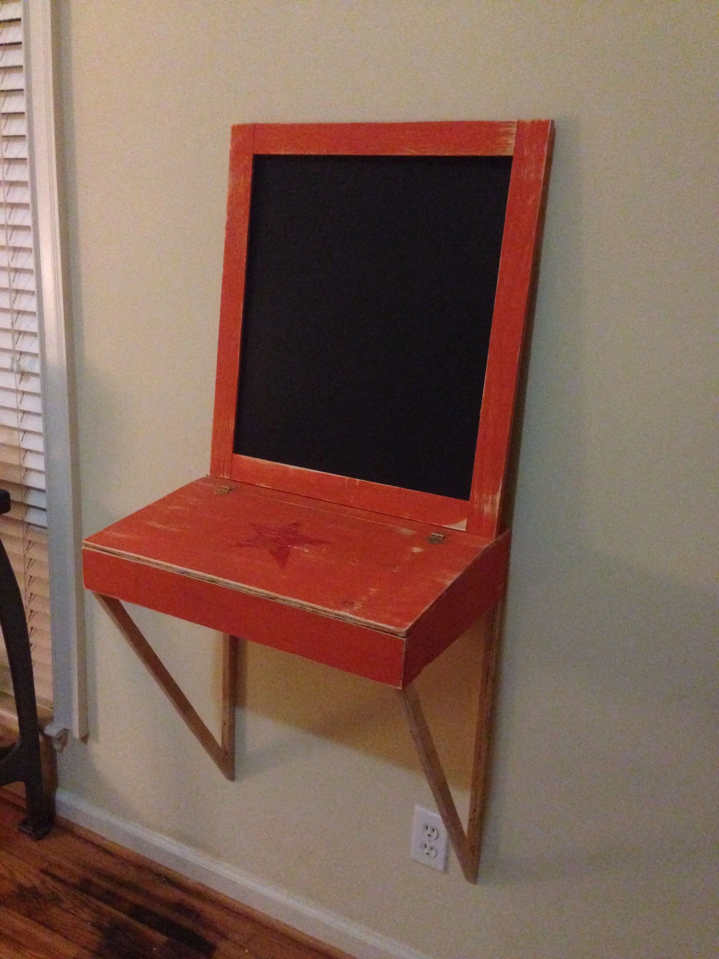 entry blackboard - plywood