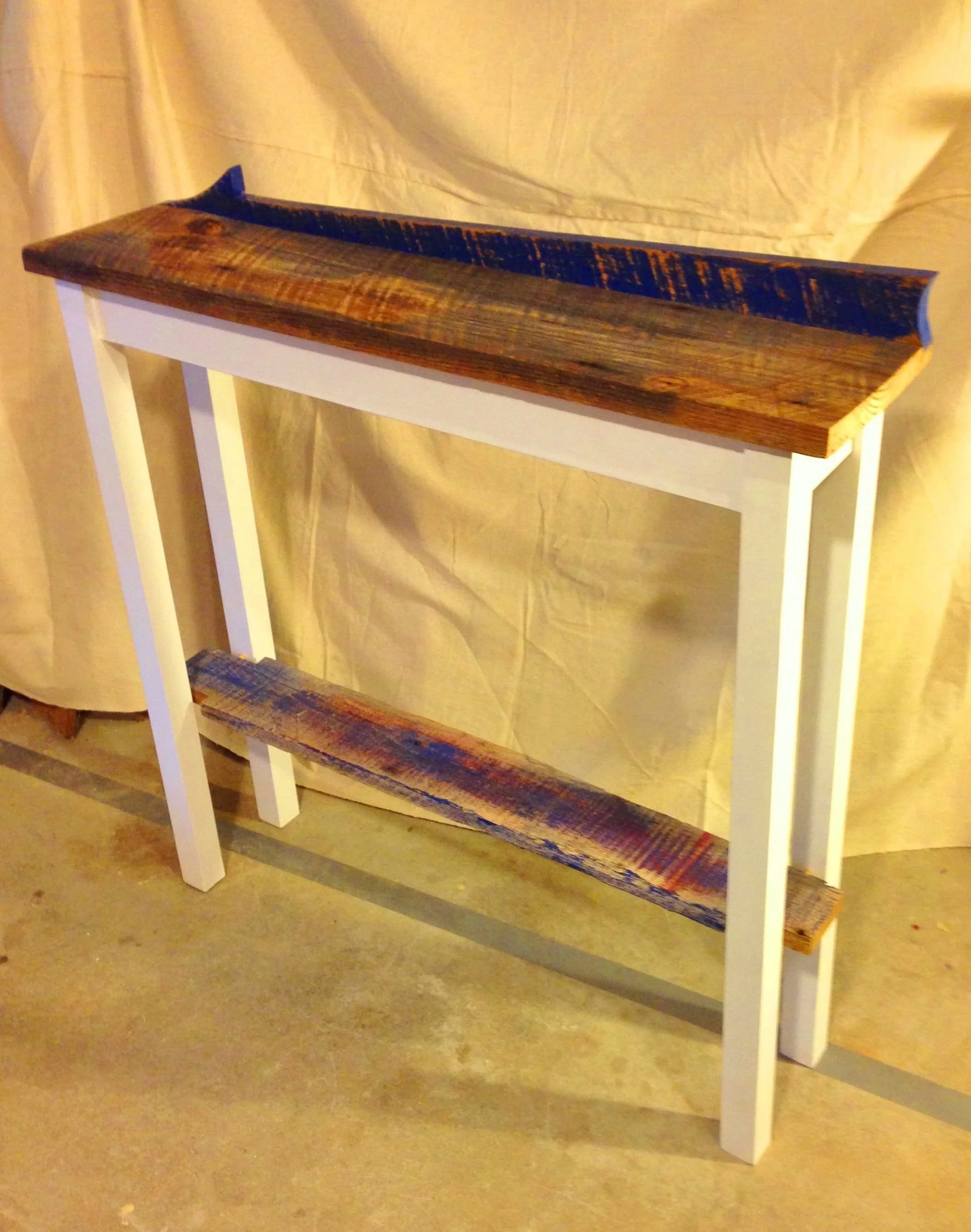 picture table - arrow