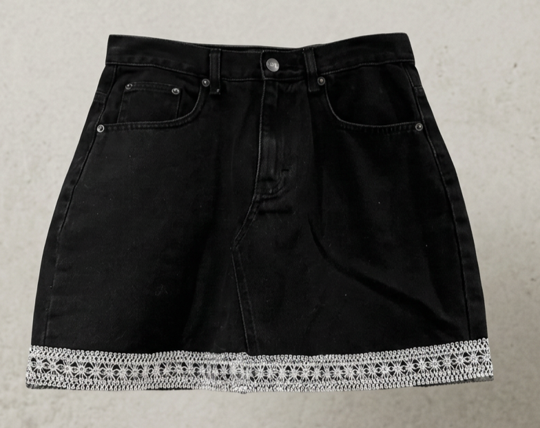 Upcycled Black Denim Skirt (12)