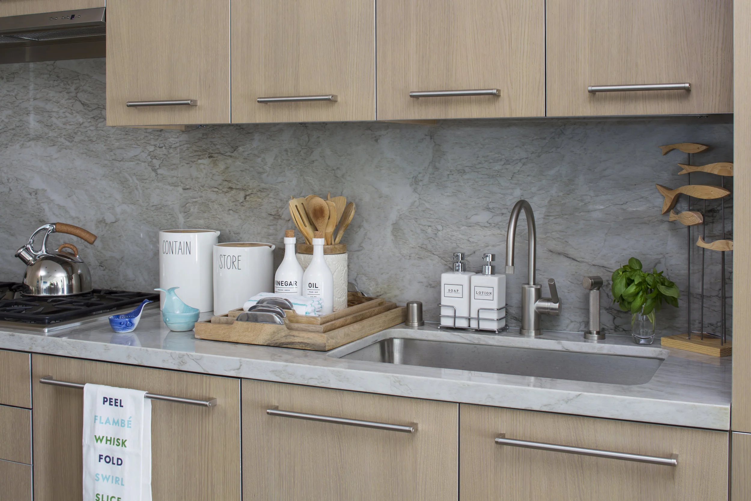 JSD_3085_KitchenDetail_HR.jpg