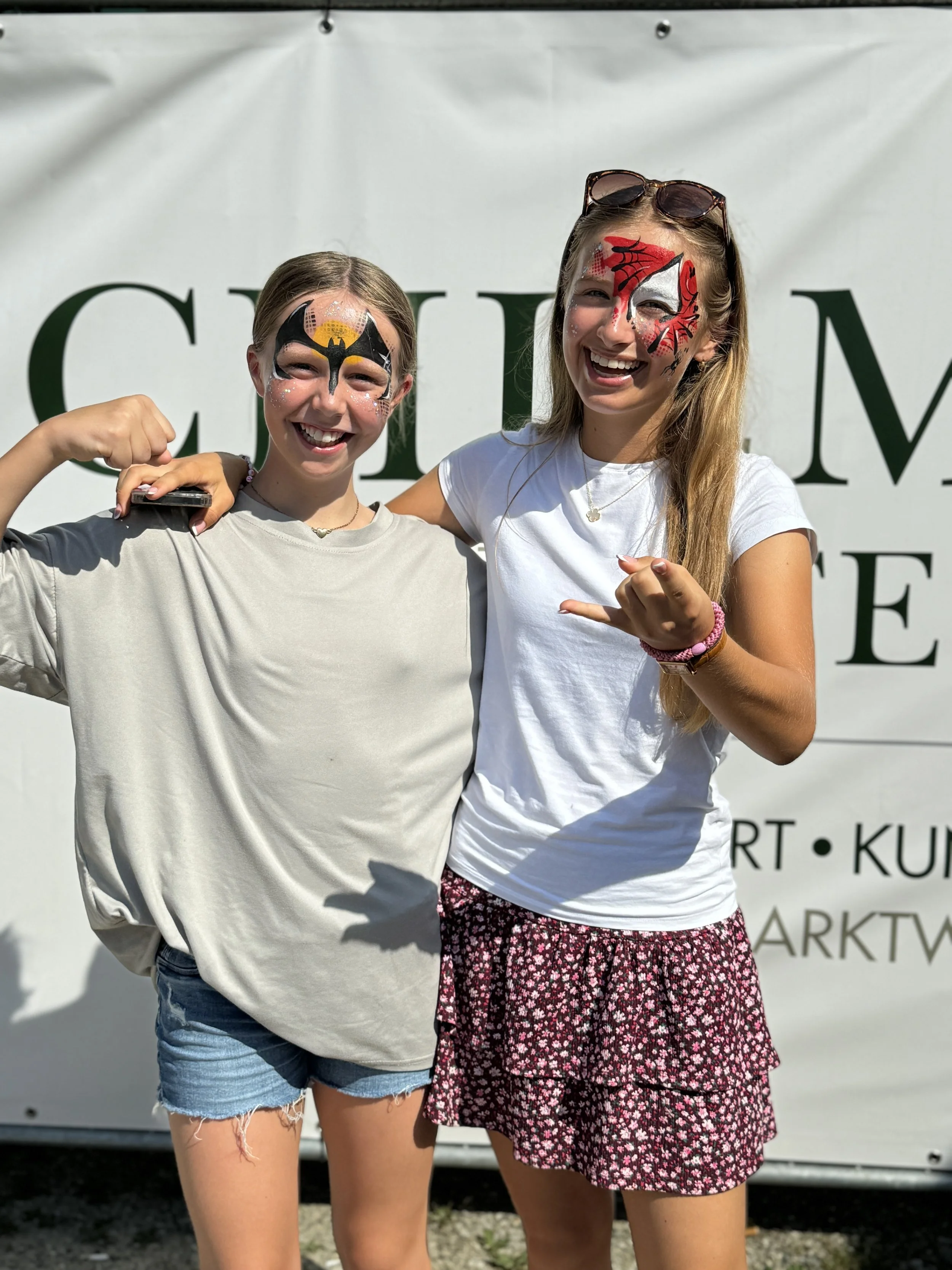 Carla Bachl und Emilie by NW.jpg