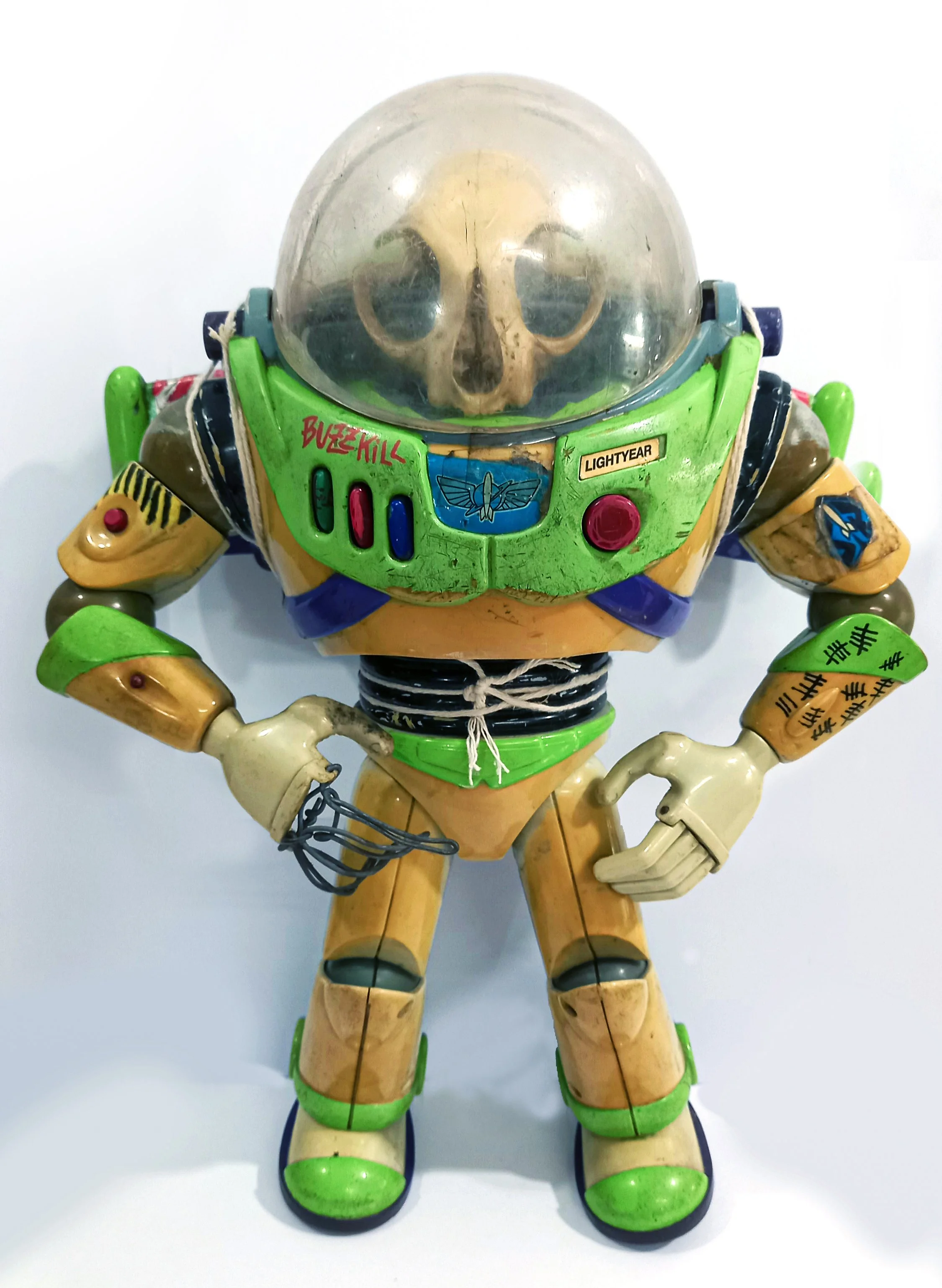 1 BUZZ KILL by Marius Black 2023.jpg
