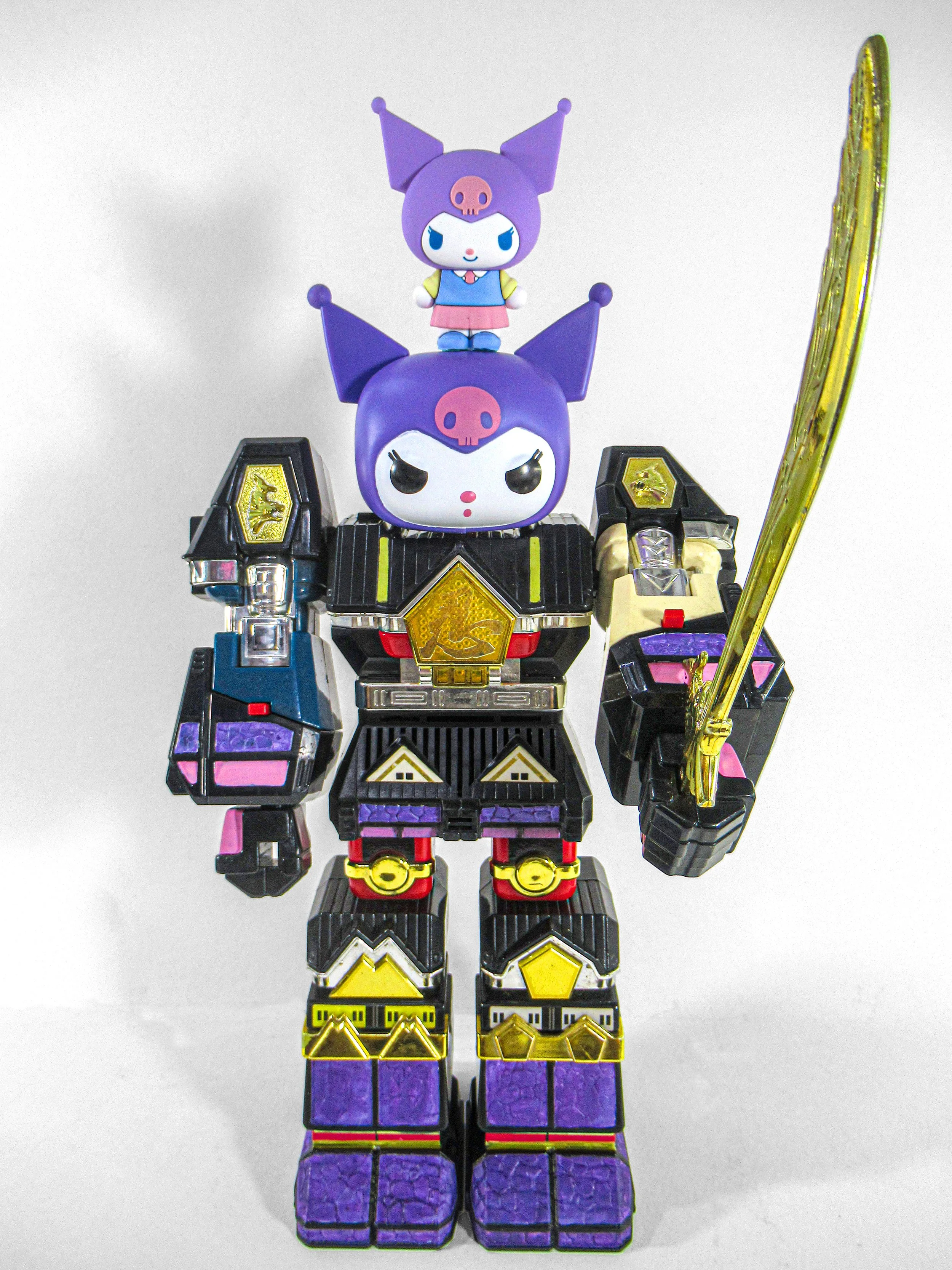 19 School-Transforming BattleBot with Pilot-Student Kuromi by Marius Black 2026.JPG