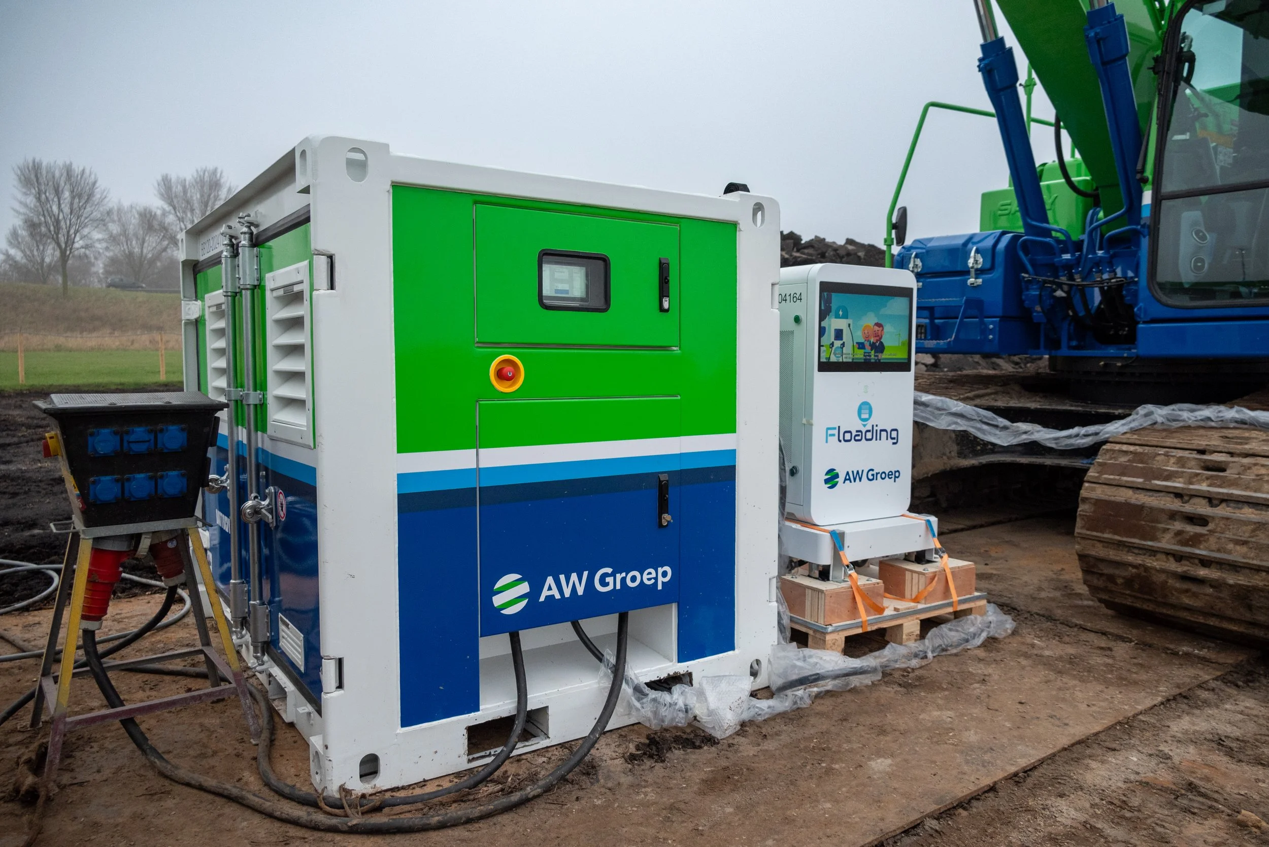 Mobiele en flexibele laadoplossing voor elektrische graafmachines