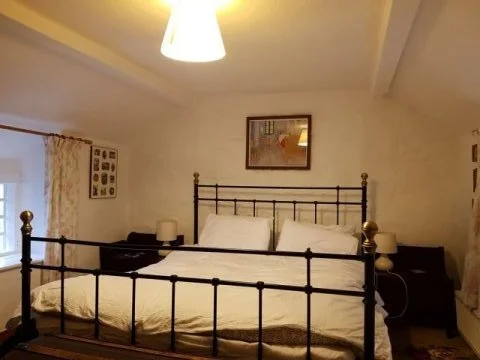 phoca_thumb_l_backbedroom-view4.jpg