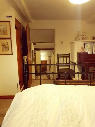 phoca_thumb_l_backbedroom-view2.jpg