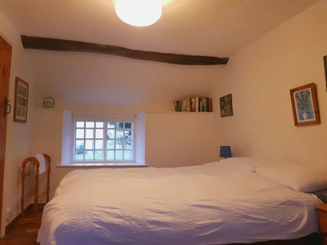 phoca_thumb_l_masterbedroom-view3.jpg