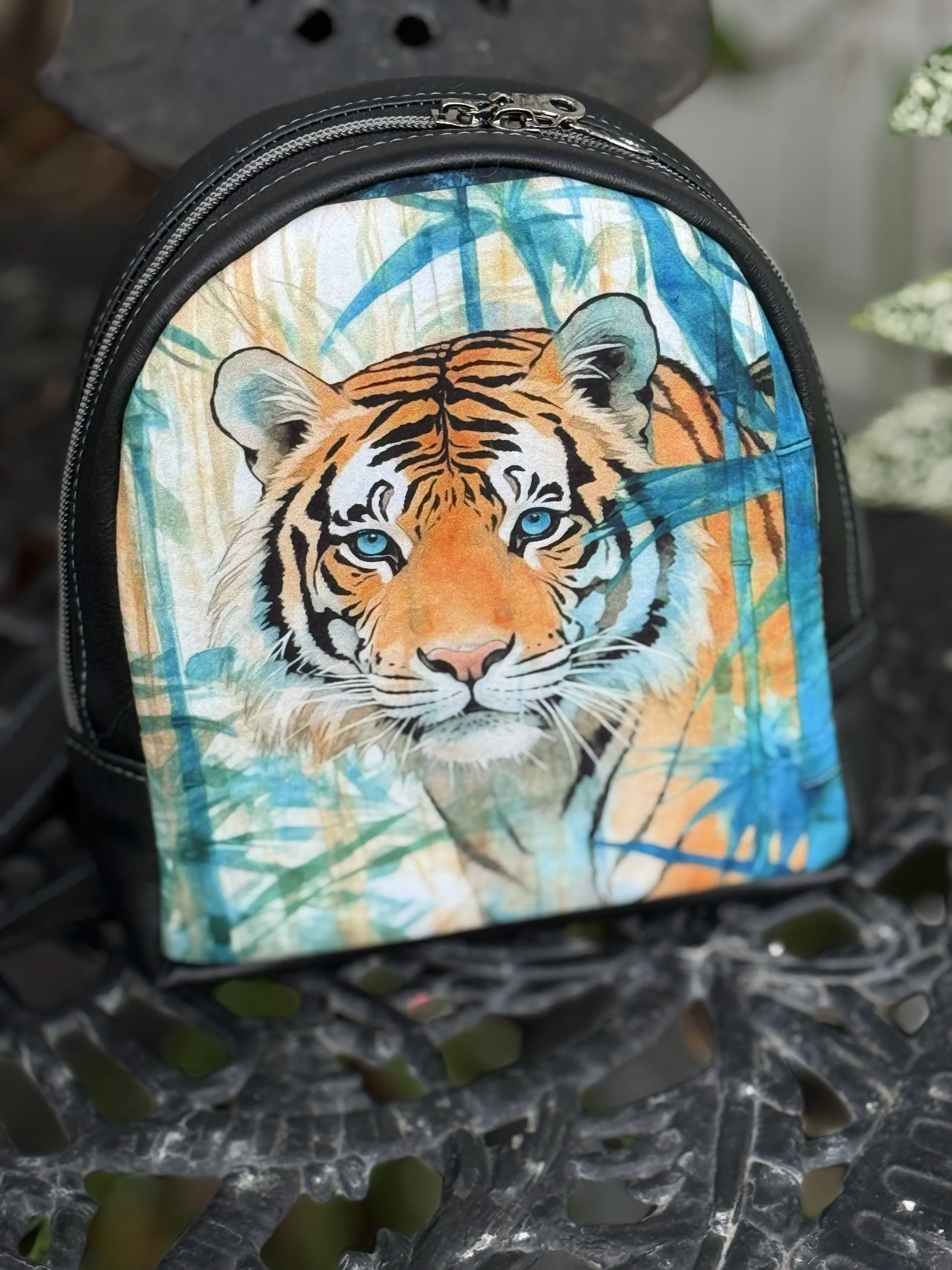 Basic Sling Bag Small - Tiger