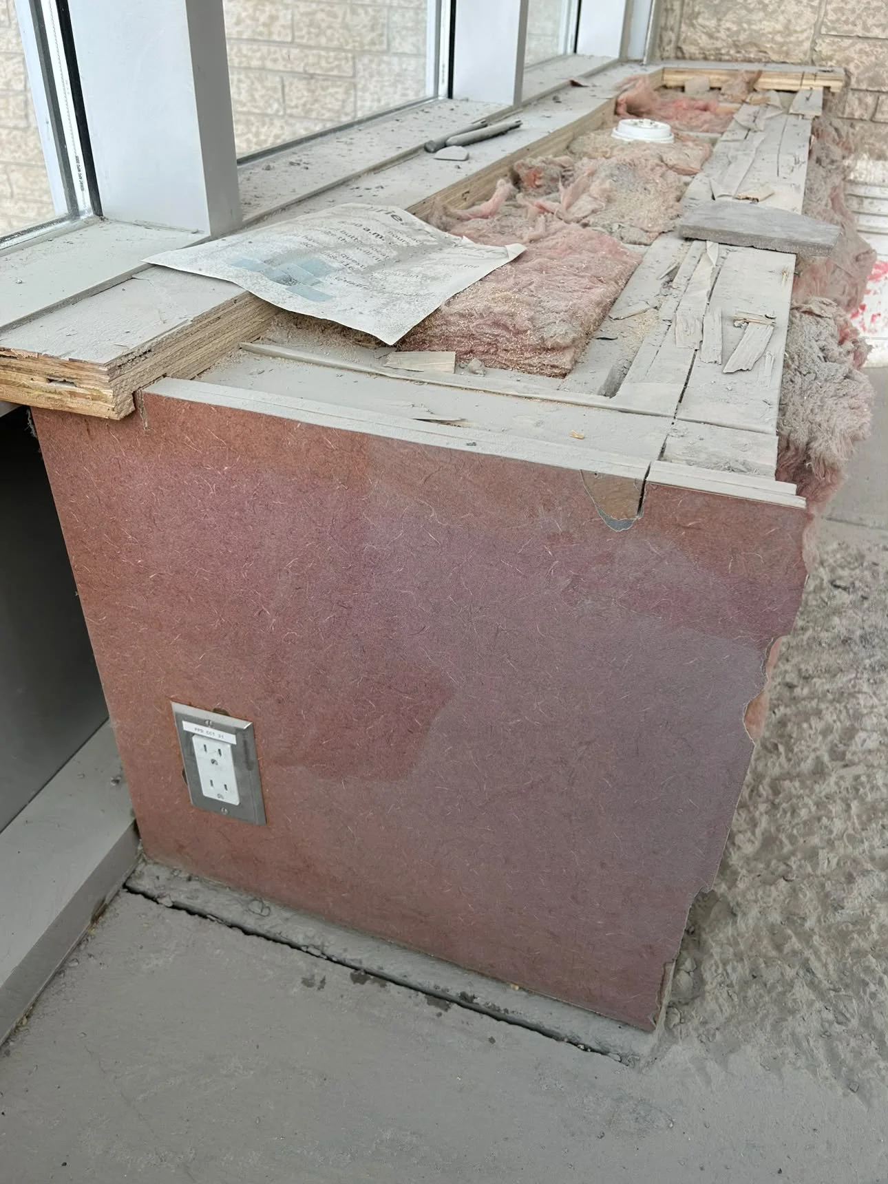Custom made bench: completely stripped out outdated bench and built a new modern look - Pinecrest Home (2026)