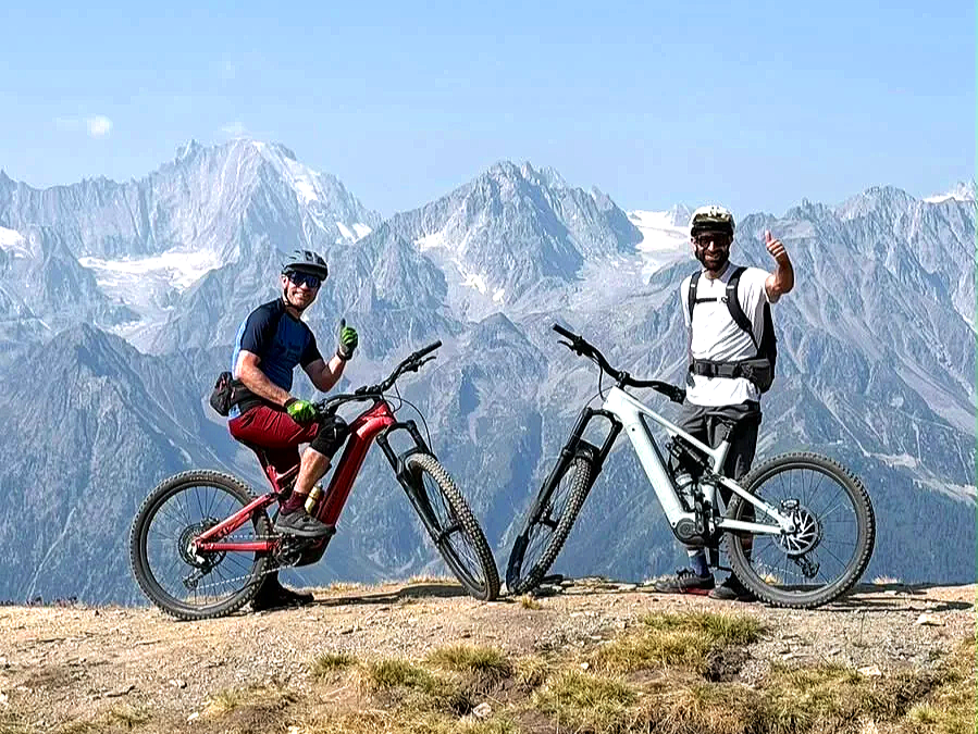 Rob%252Band%252Bbiker.png